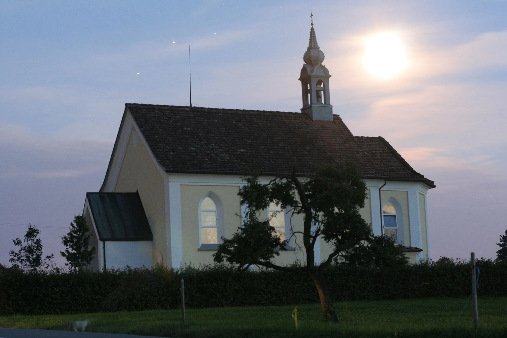 Photo showing: Kapelle in Obergrimm, Waldkirch (SG), Schweiz in der Nacht