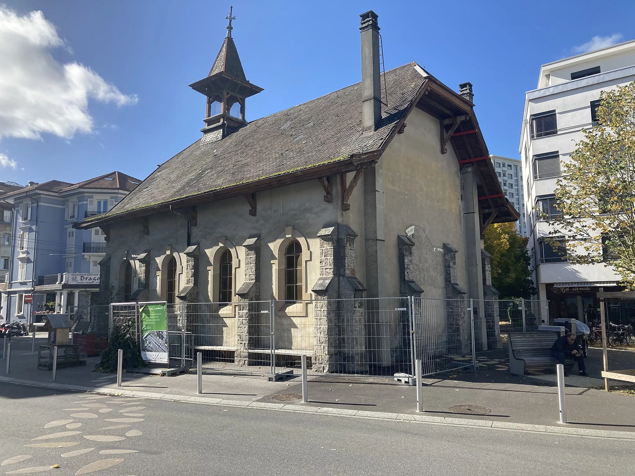 Photo showing: Bâtiment religieux historique