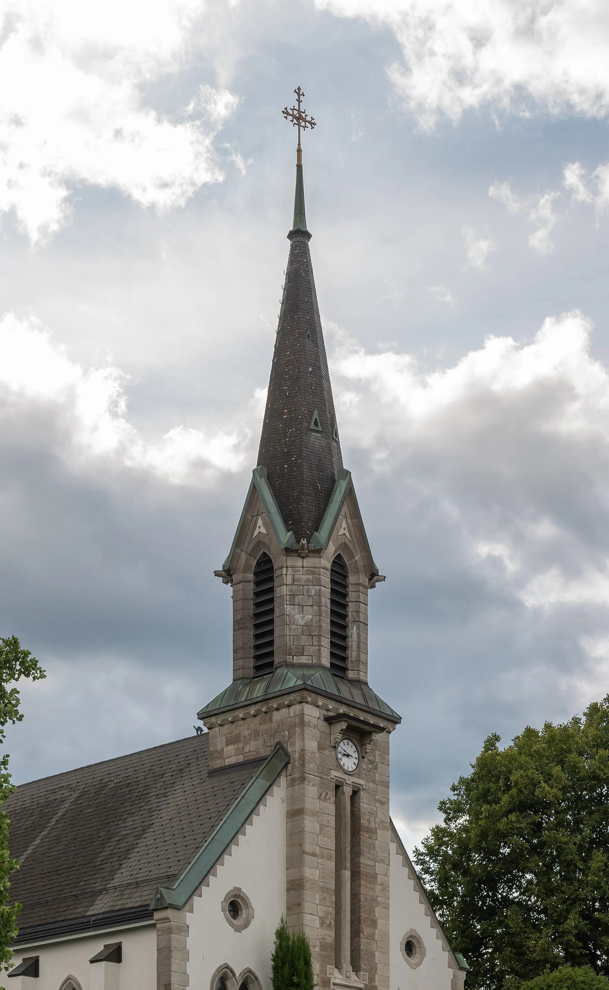 Photo showing: Bell tower of the church in Chexbres, canton of Vaud, Switzerland