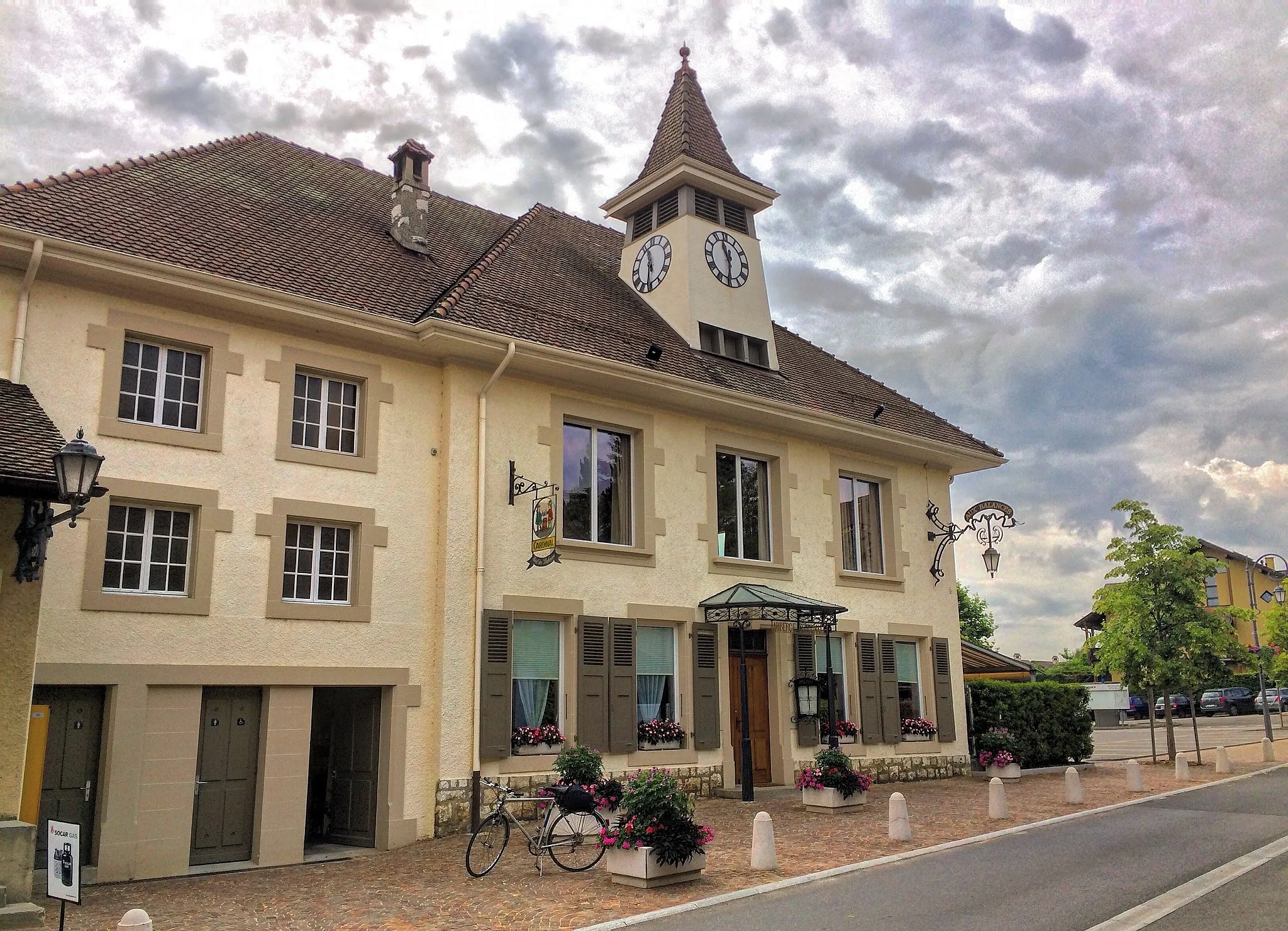 Photo showing: L'auberge communale de Founex (VD), en Suisse.