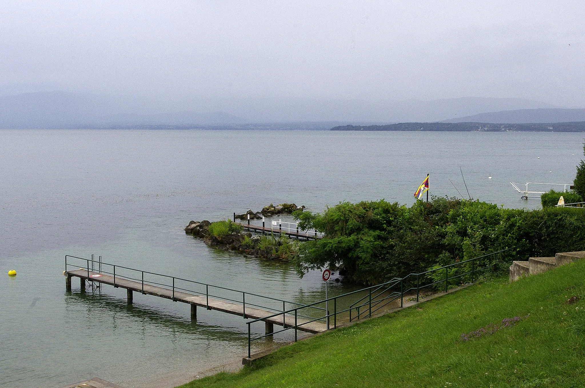 Photo showing: Plage de Gland, Vaud, Suisse