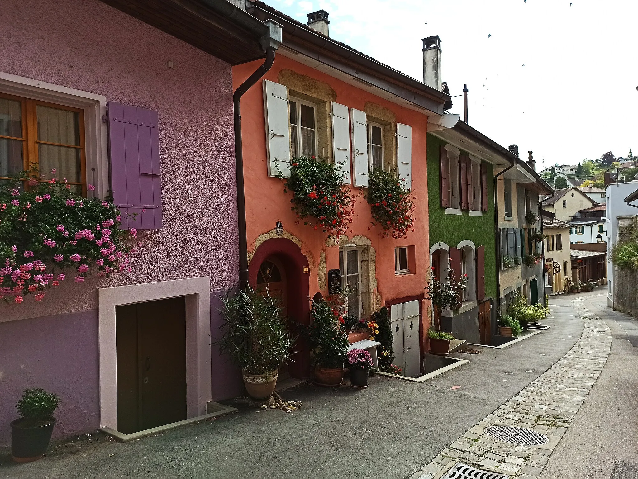 Photo showing: Orbe (VD), façades des maisons à la rue du Moulinet