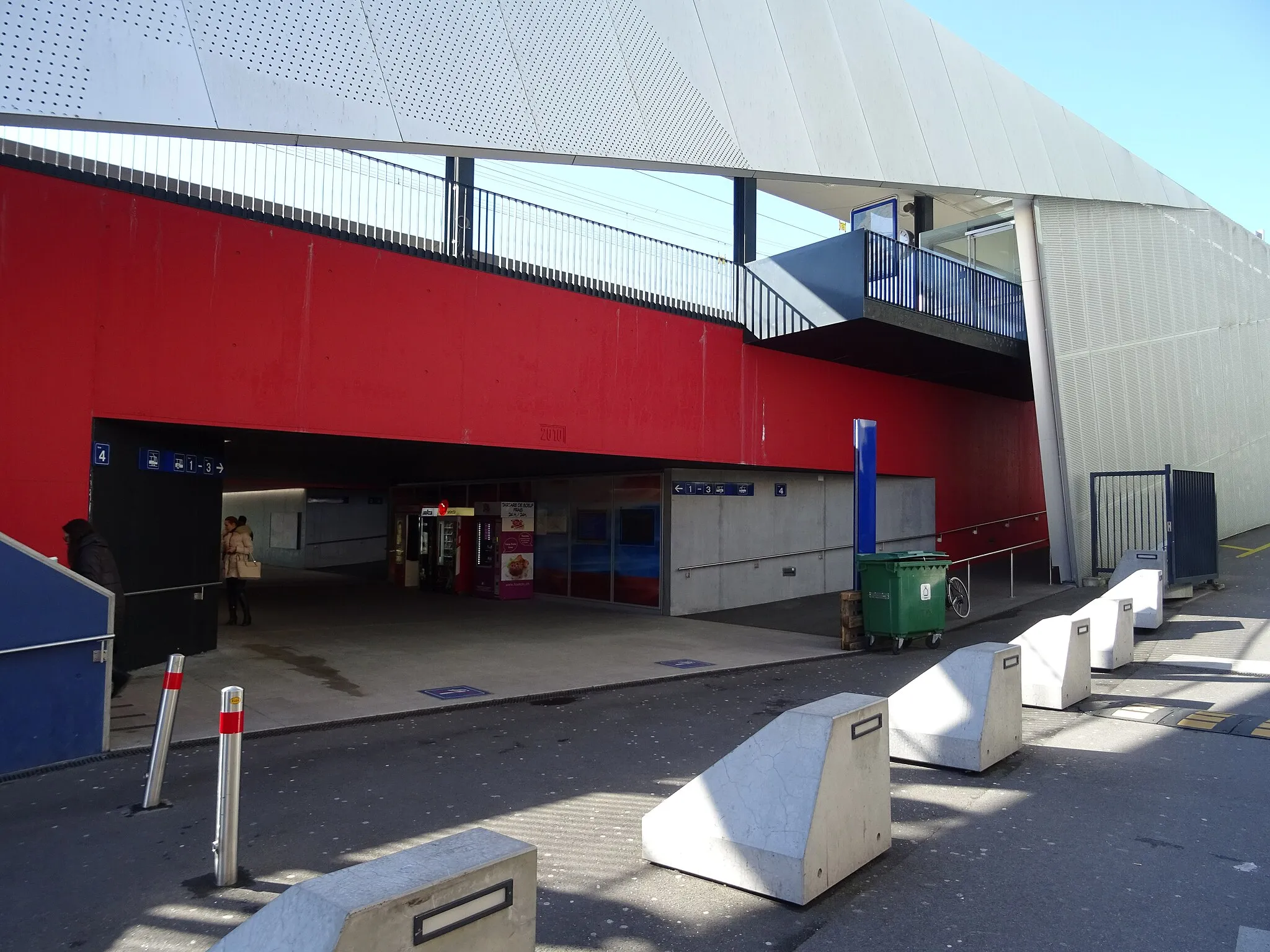 Photo showing: Entrée nord de la gare de Prilly-Malley.