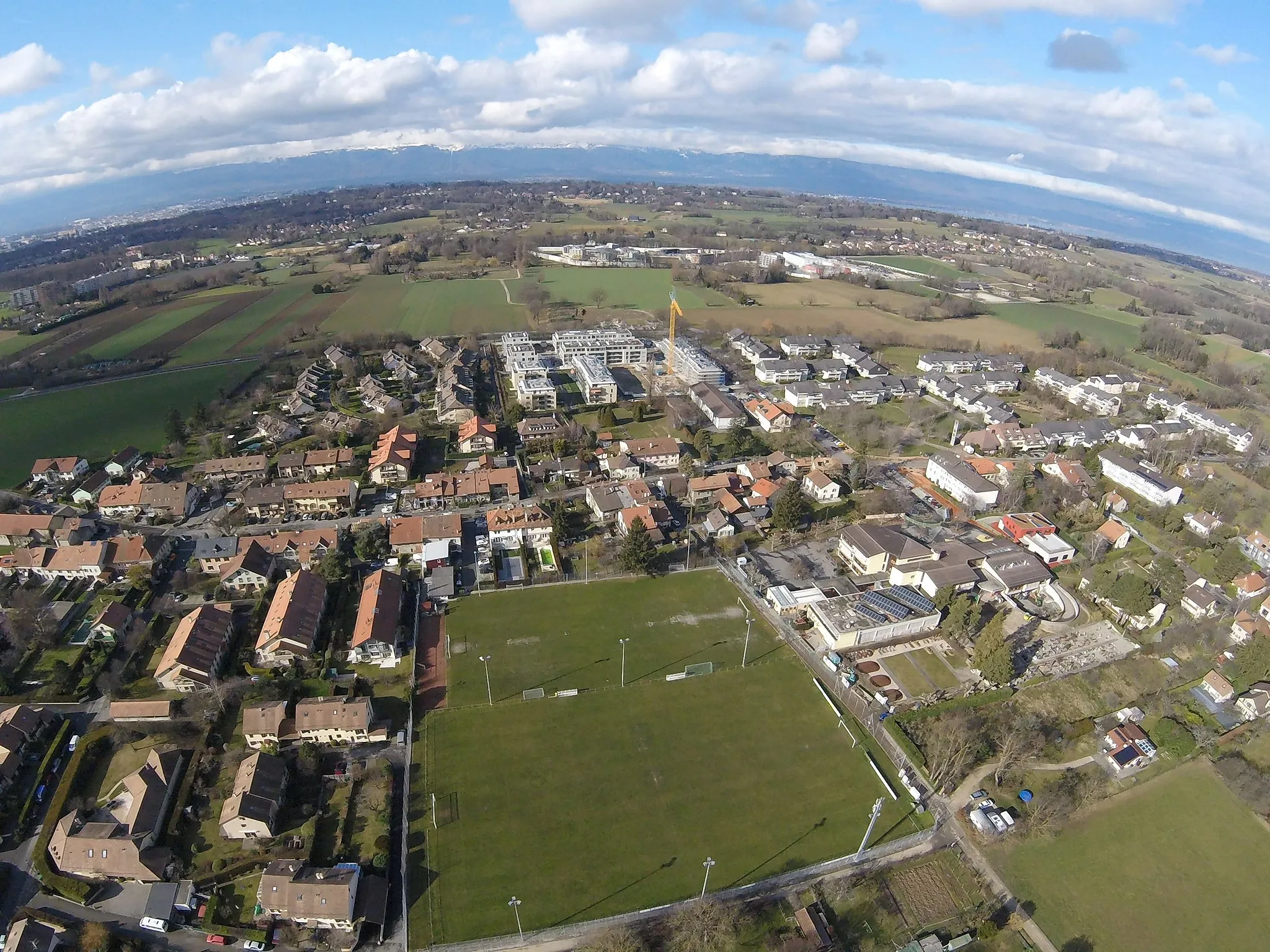 Photo showing: Puplinge, aerial view