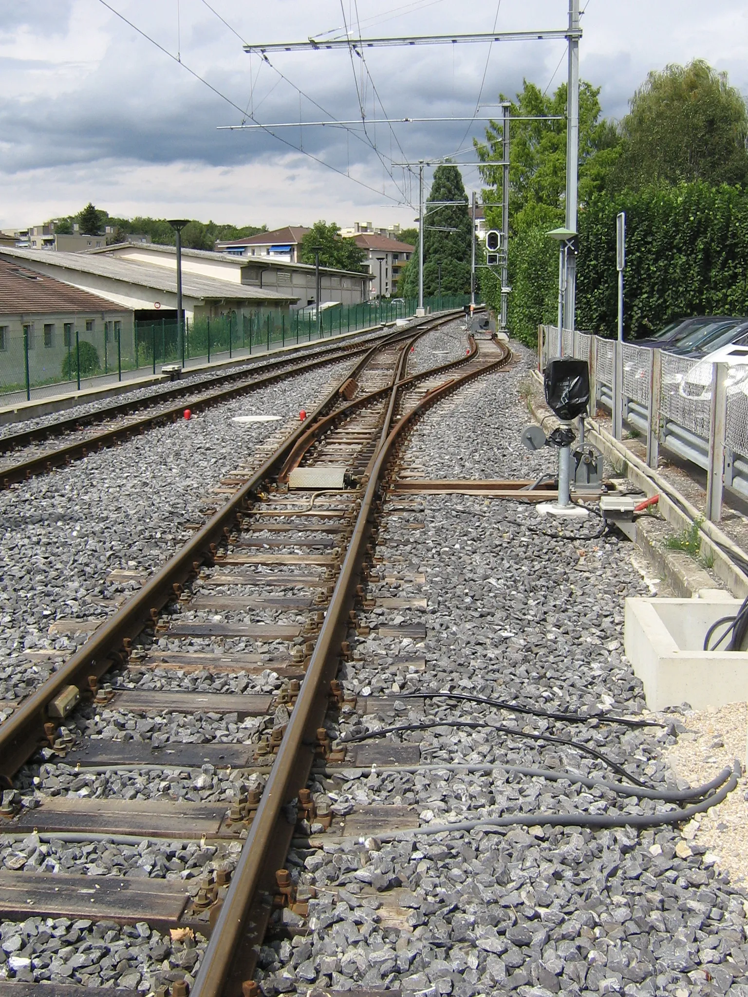 Photo showing: Sortie de la gare avec voie terminale