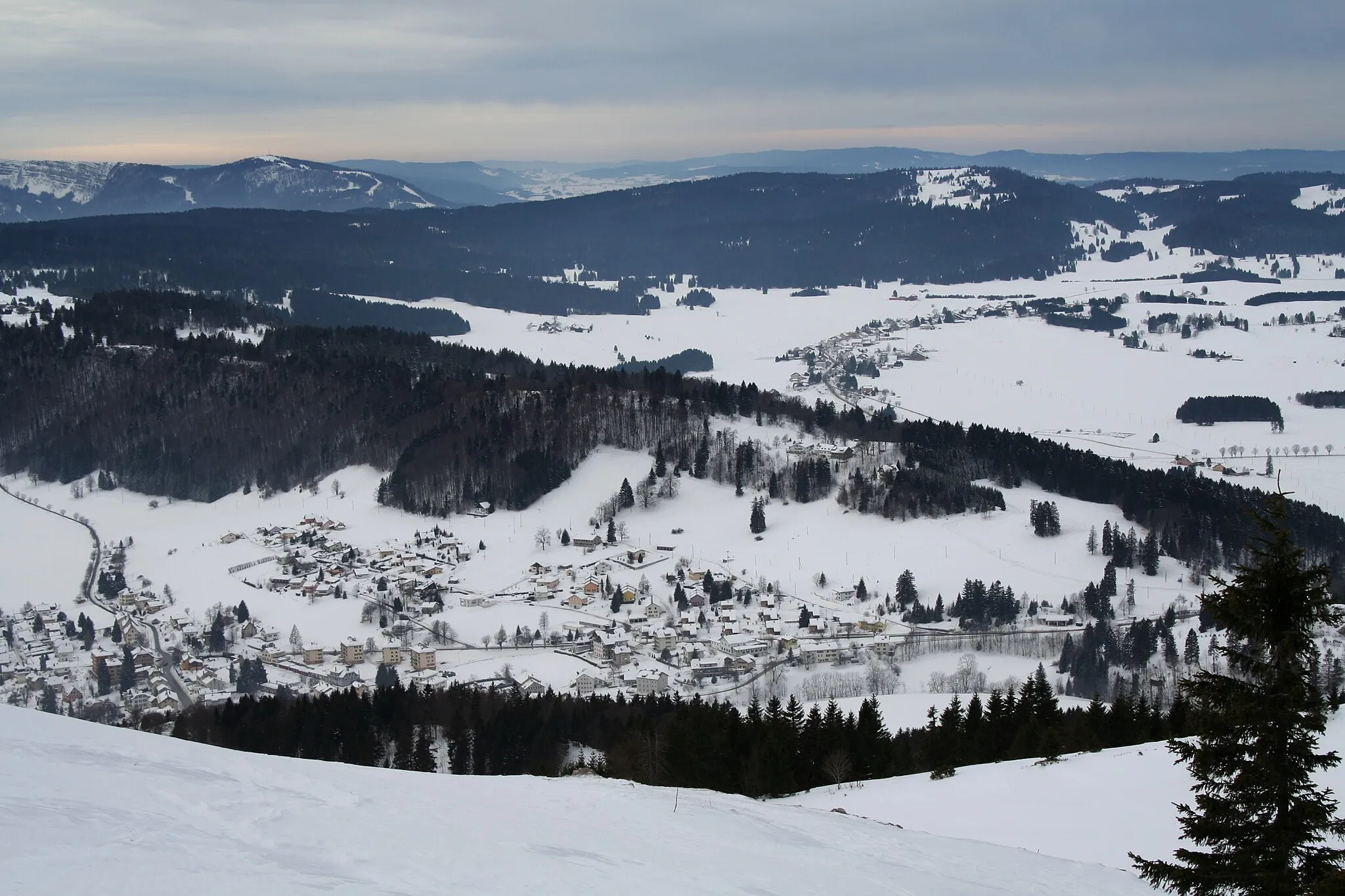 Photo showing: Sainte-Croix et l'Auberson vus du Praisot.