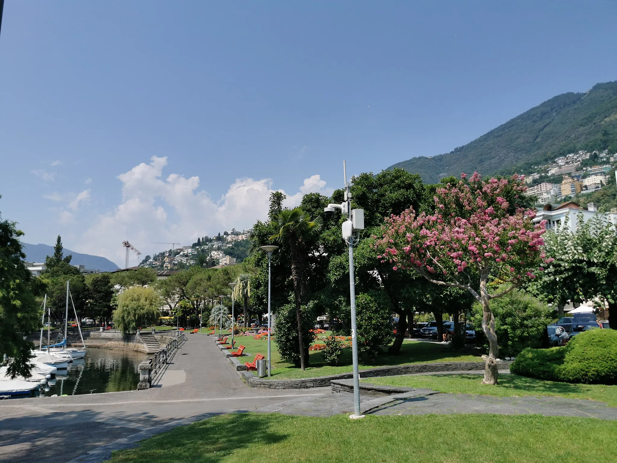 Photo showing: Uferpromenade