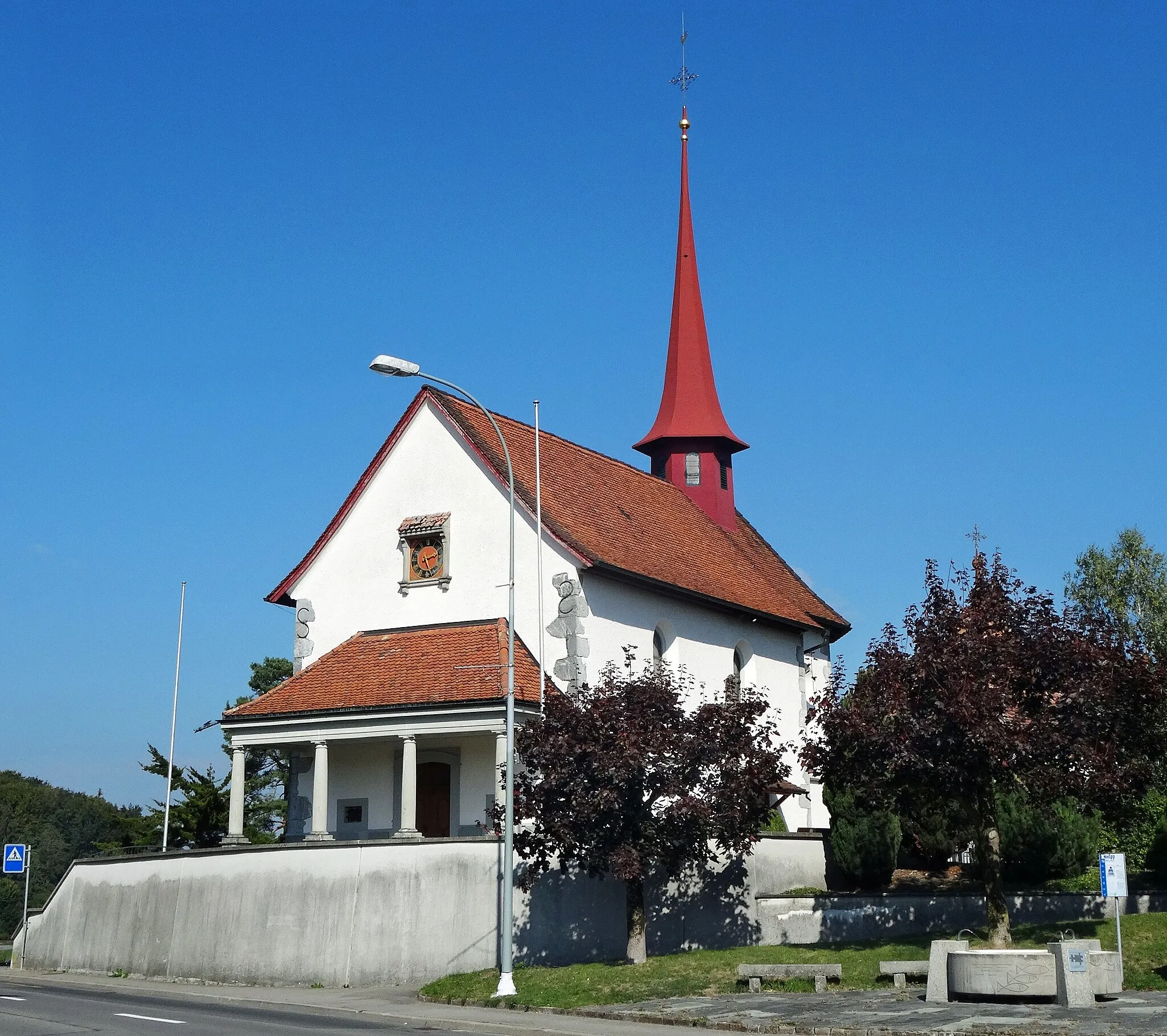 Photo showing: Saints Peter and Paul church in Schwarzenbach LU, Switzerland.