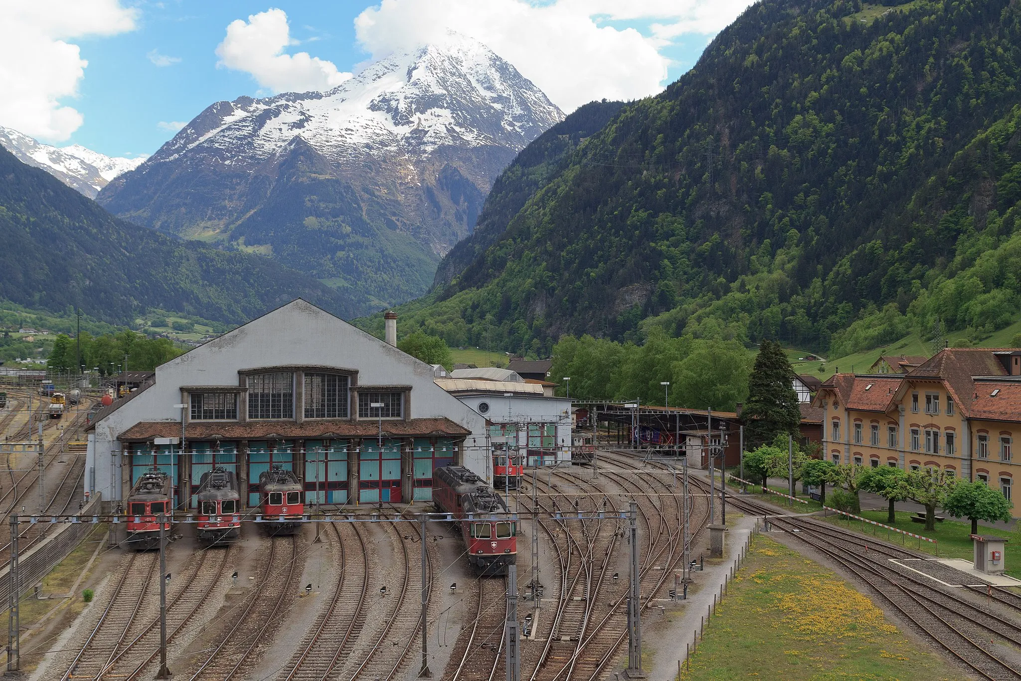 Photo showing: Lokremise in Erstfeld an der Gotthardstrecke