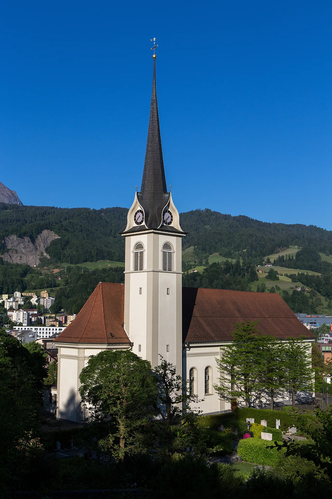 Photo showing: Katholische Kirche in Horw (LU)