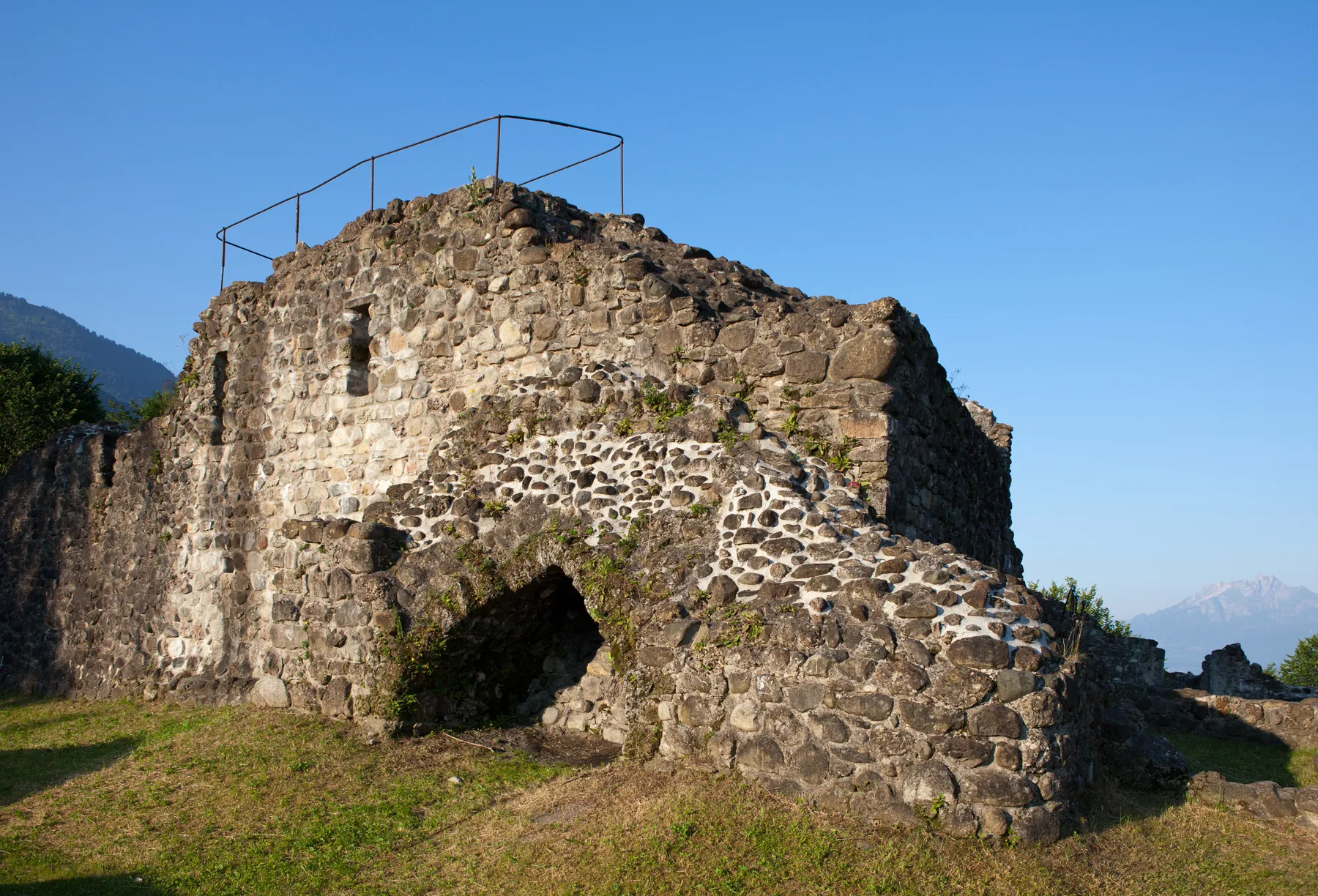 Photo showing: Gesslerburg bei Küssnacht, Kanton Schwyz