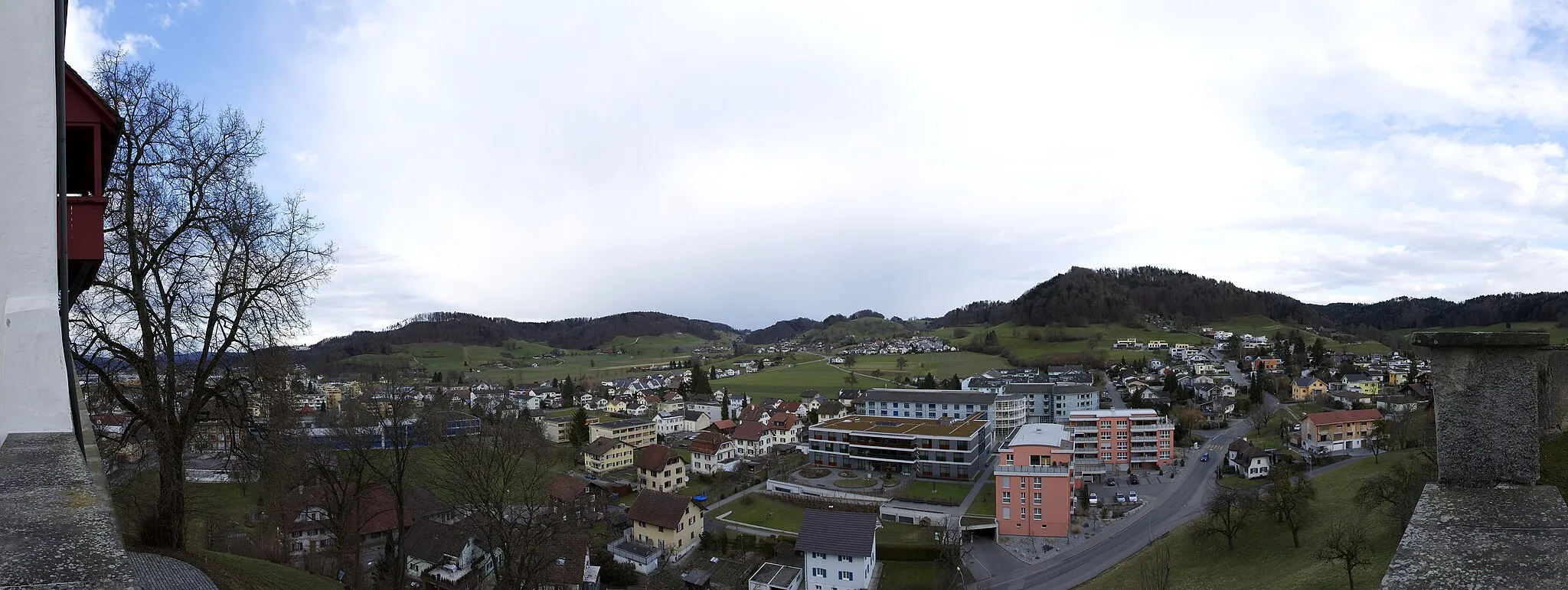Photo showing: Blick auf einen Teil von Reiden und dem Weiler Reidermoos hinten im Bild. 180°-Panorama