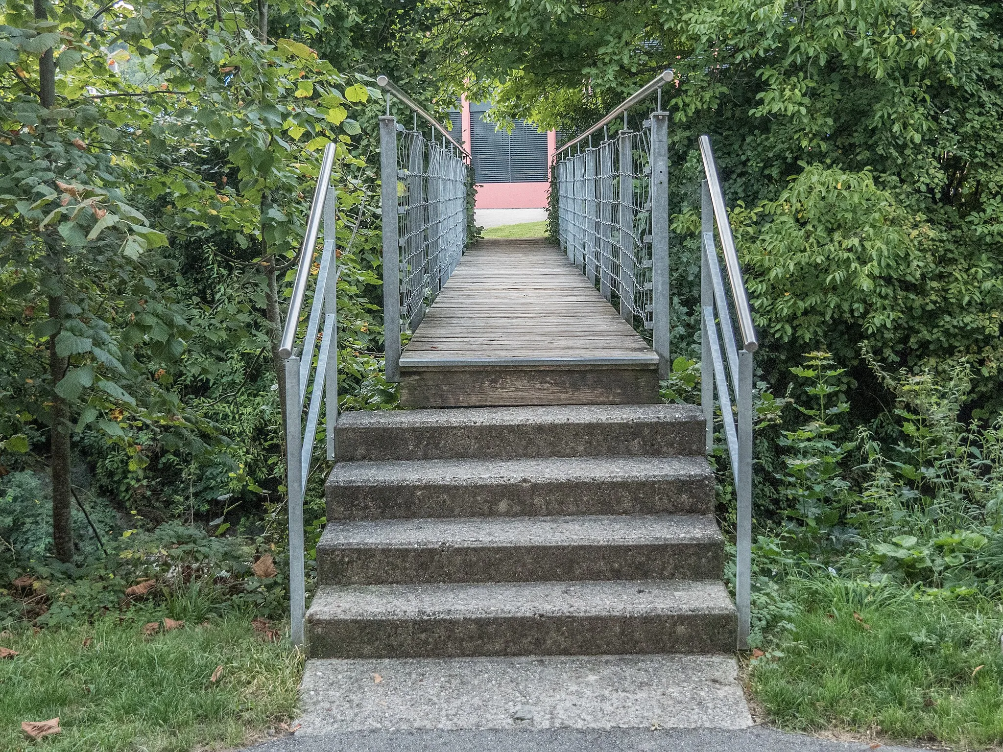 Photo showing: Pedestrian Bridge over the Luthern River, Zell, Canton of Lucerne, Switzerland