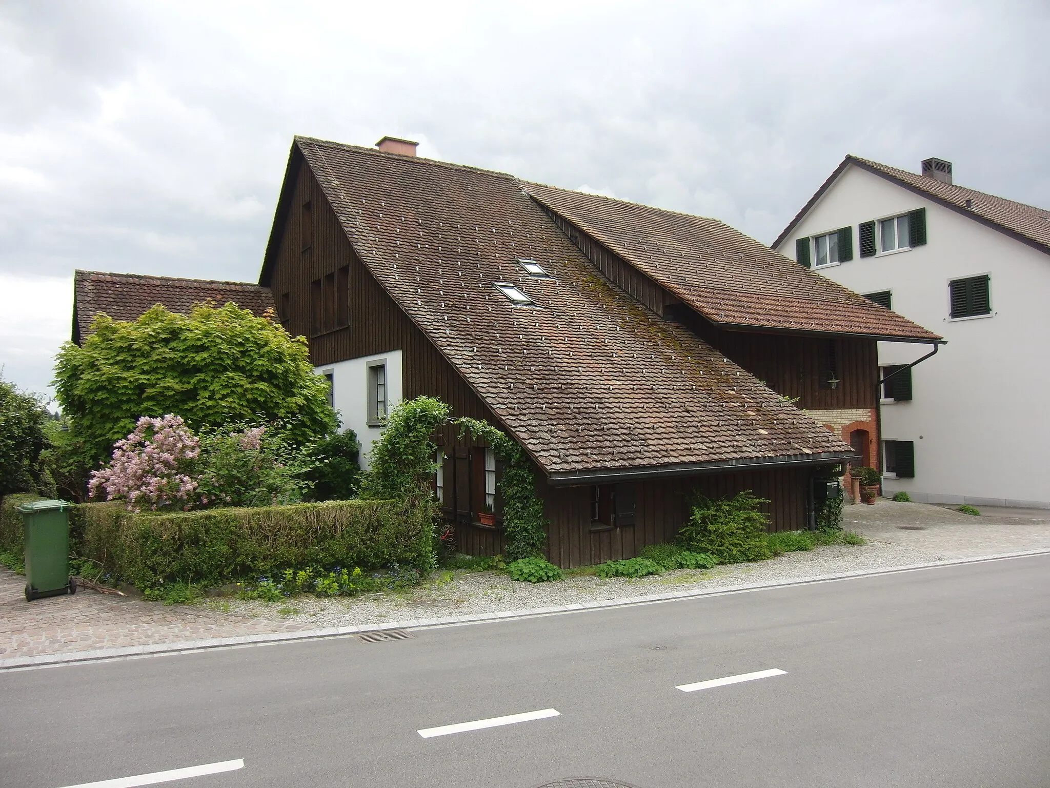 Photo showing: Ehemaliges Bauernhaus Unterdorfstrasse 34 in Brütten