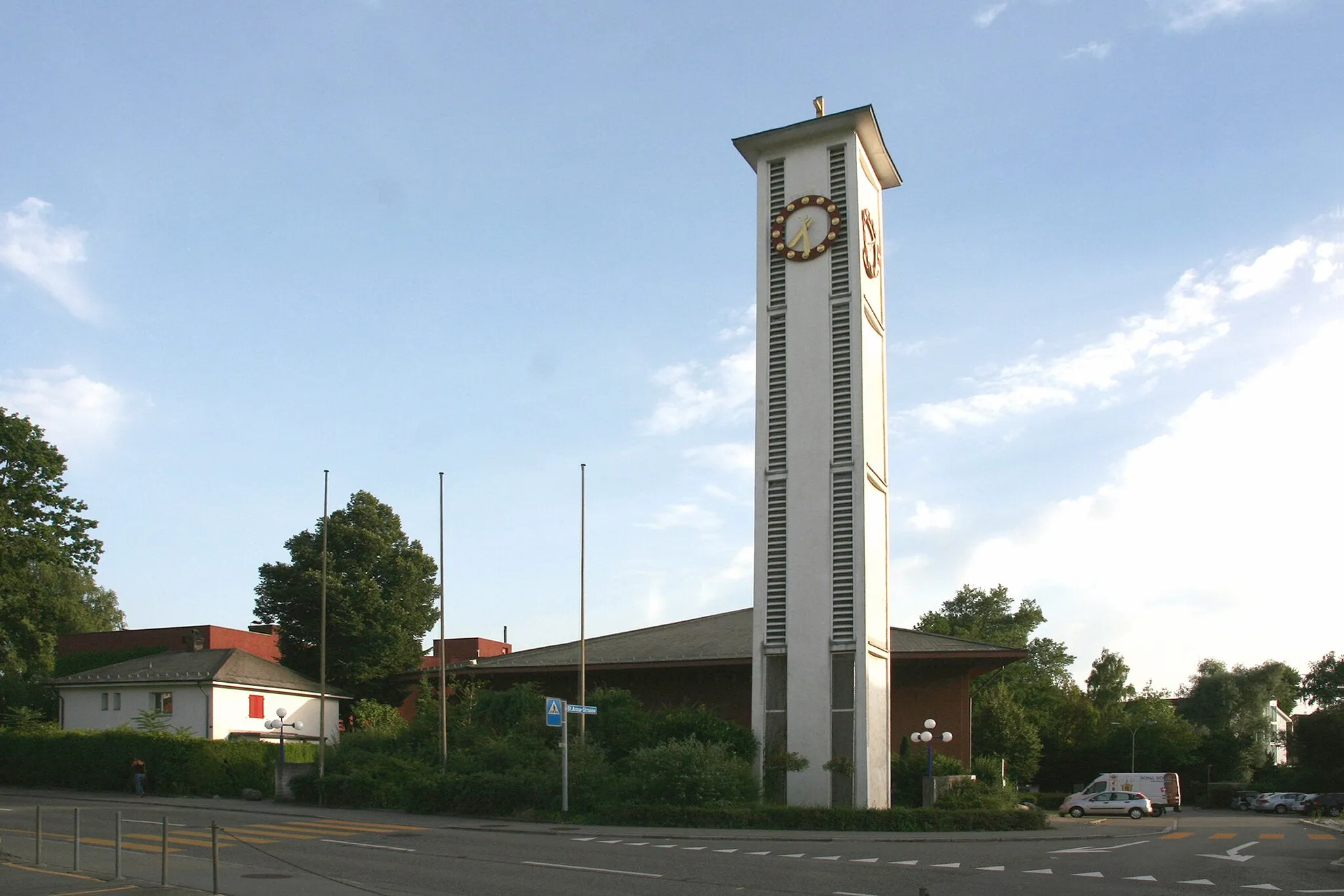 Photo showing: römisch-katholische Pfarrkirche St. Anna Opfikon-Glattbrugg