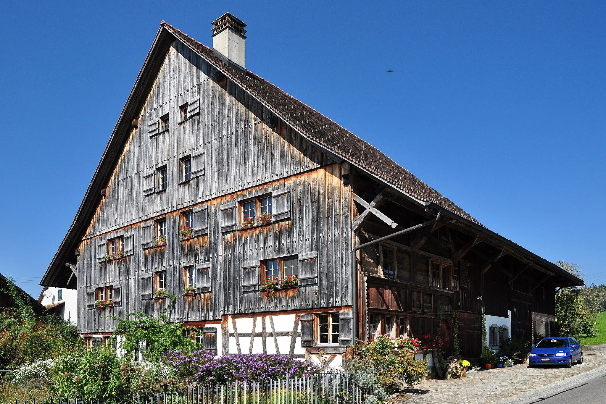 Photo showing: Ehemaliges Bauernhaus, sogenanntes Hablützelhaus, Horbenerstrasse 9 in Illnau-Effretikon (Switzerland)