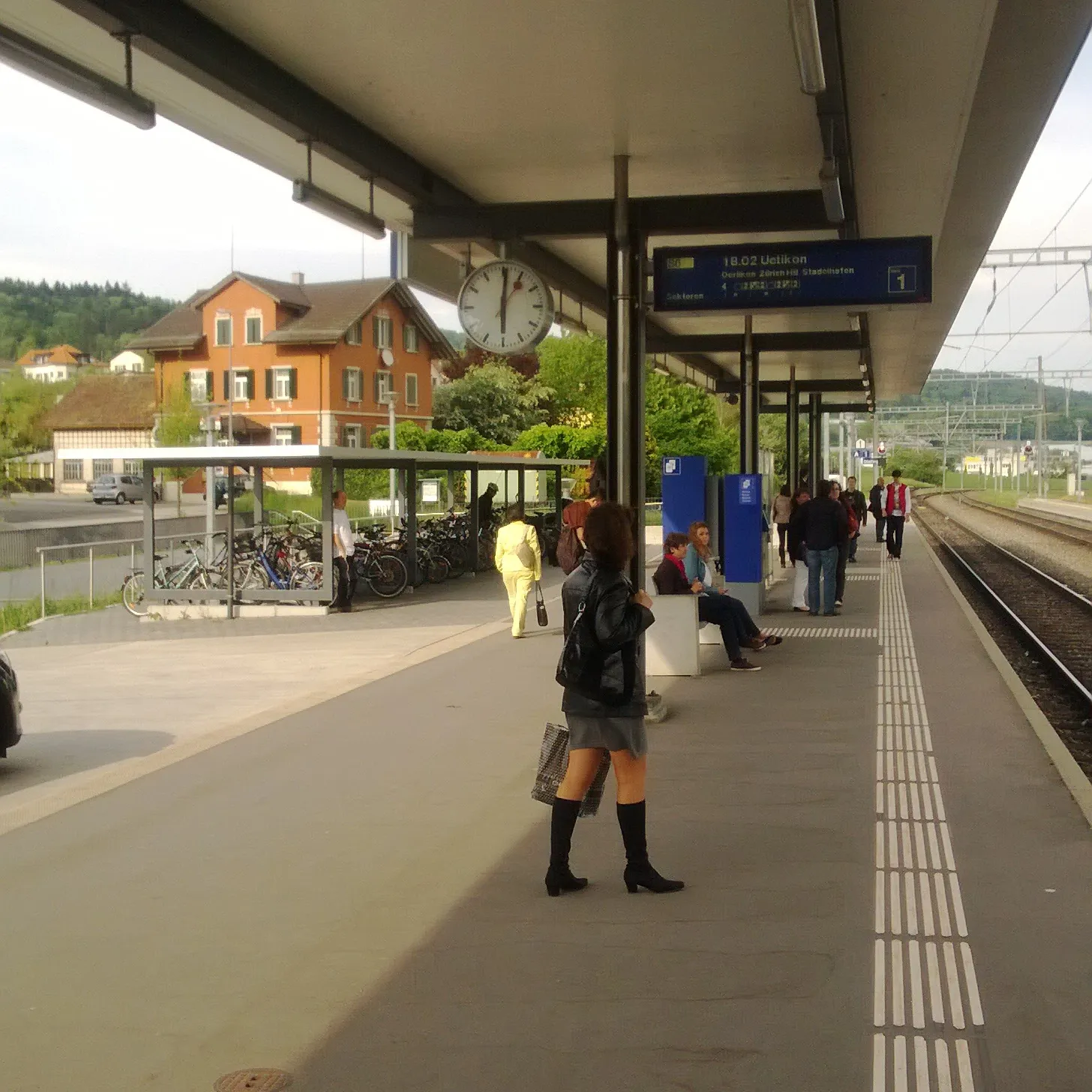 Photo showing: Bahnhof Otelfingen/ Aargau