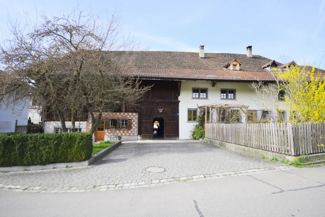 Photo showing: Ehemaliges Bauernhaus, ID 17600608