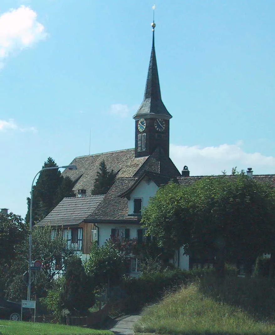 Photo showing: Aufnahme 17. August 2005, Dorfkirche in Zumikon, Kanton Zürich. Fotograf Peter Berger (selbst fotografiert). Lizenzstatus "GNU-FDL"