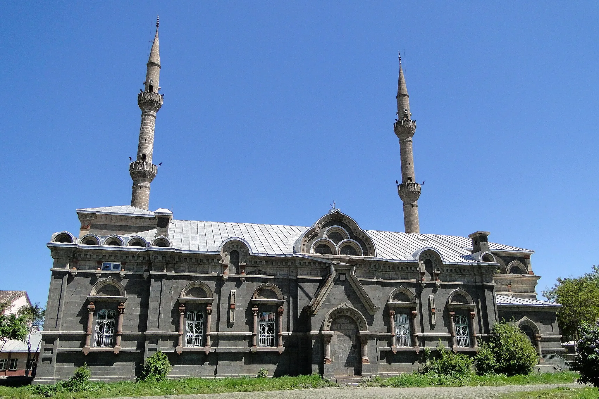 Photo showing: Fethiye Mosque - Built as Barracks for Cossacks in Tribute to Alexander Nevsky - Kars - Russia - 01