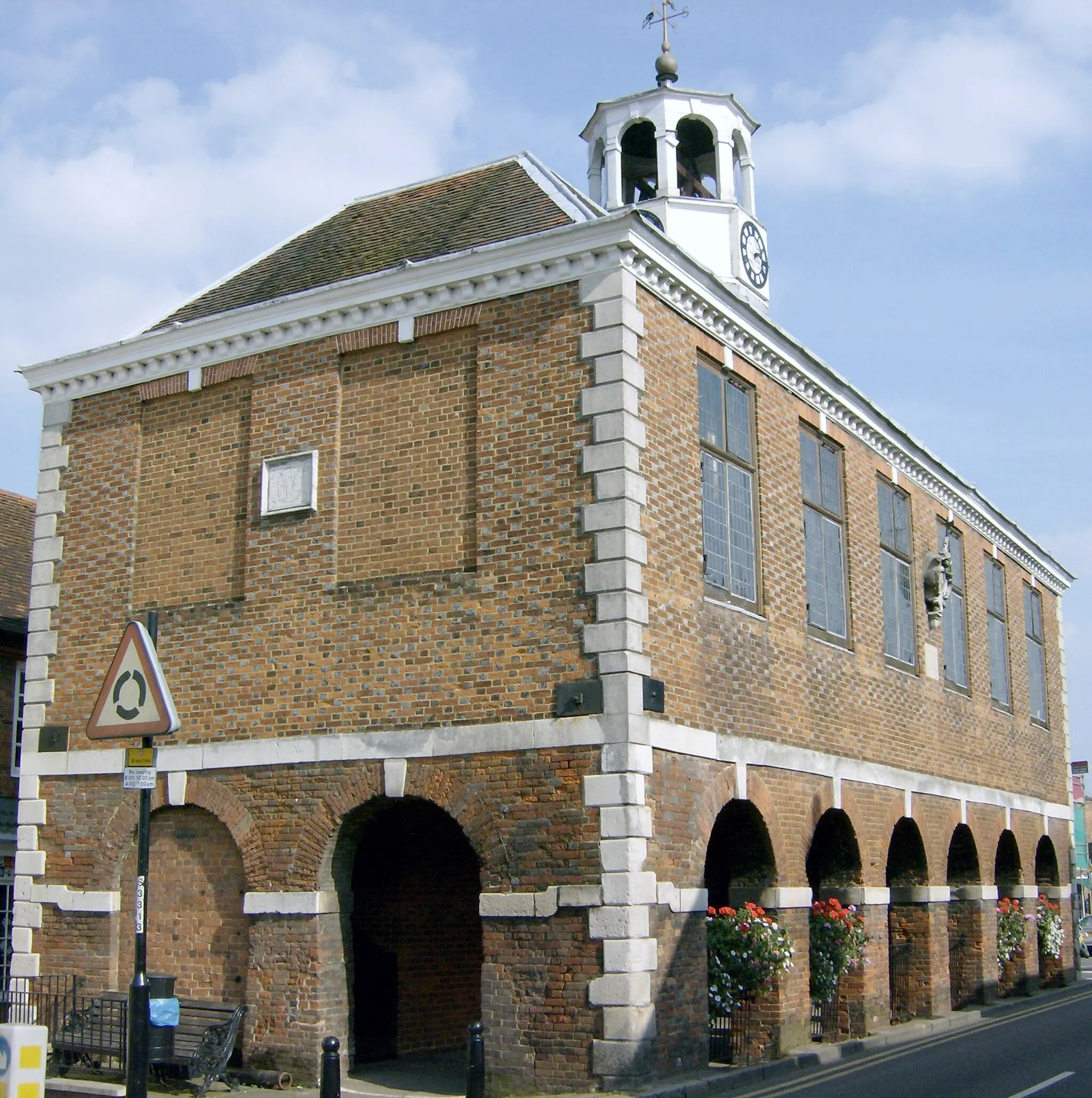 Photo showing: Market Hall, Amersham, Buckinghamshire