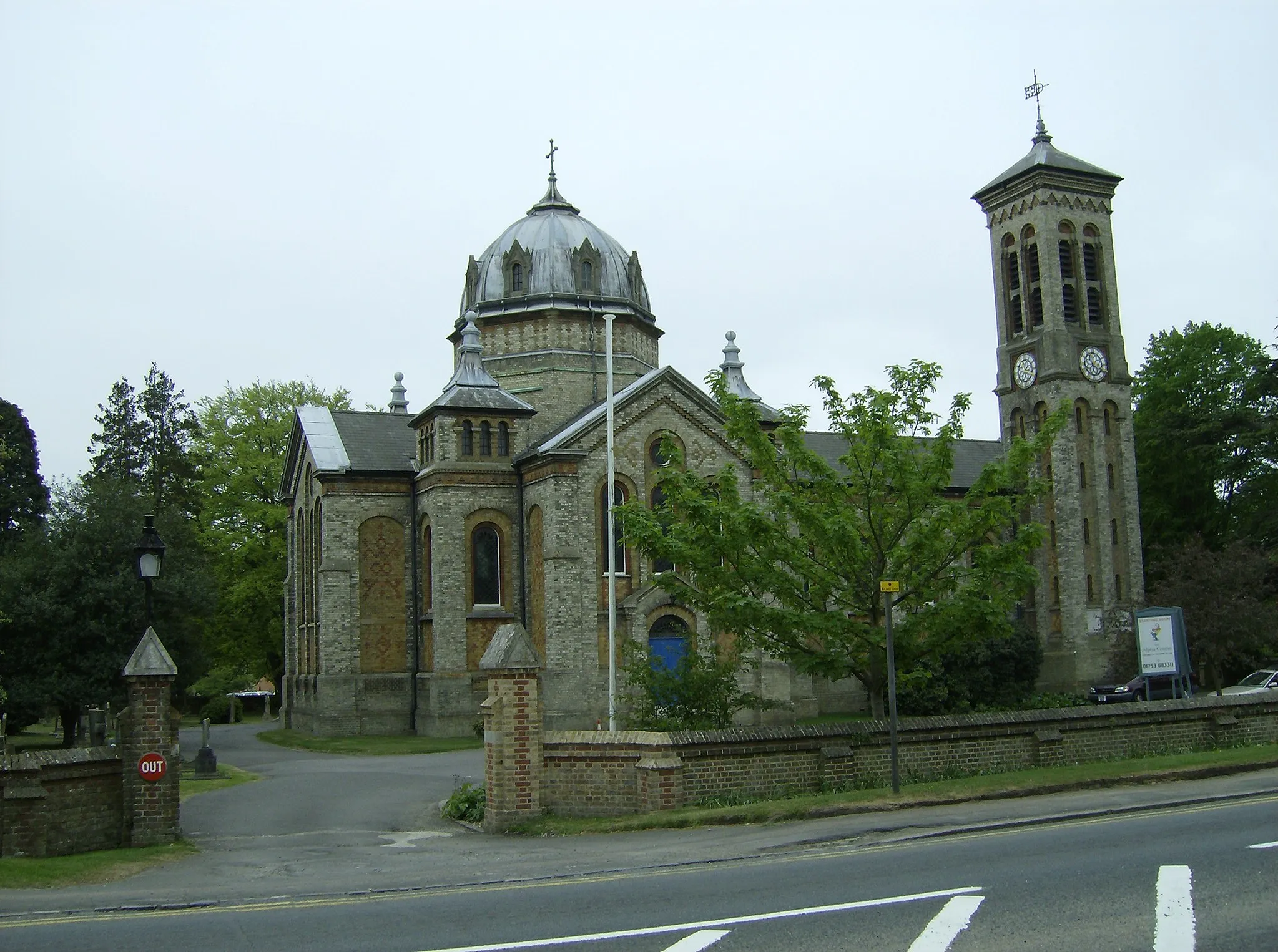 Photo showing: St James's Church, Gerrards Cross, built in 1861