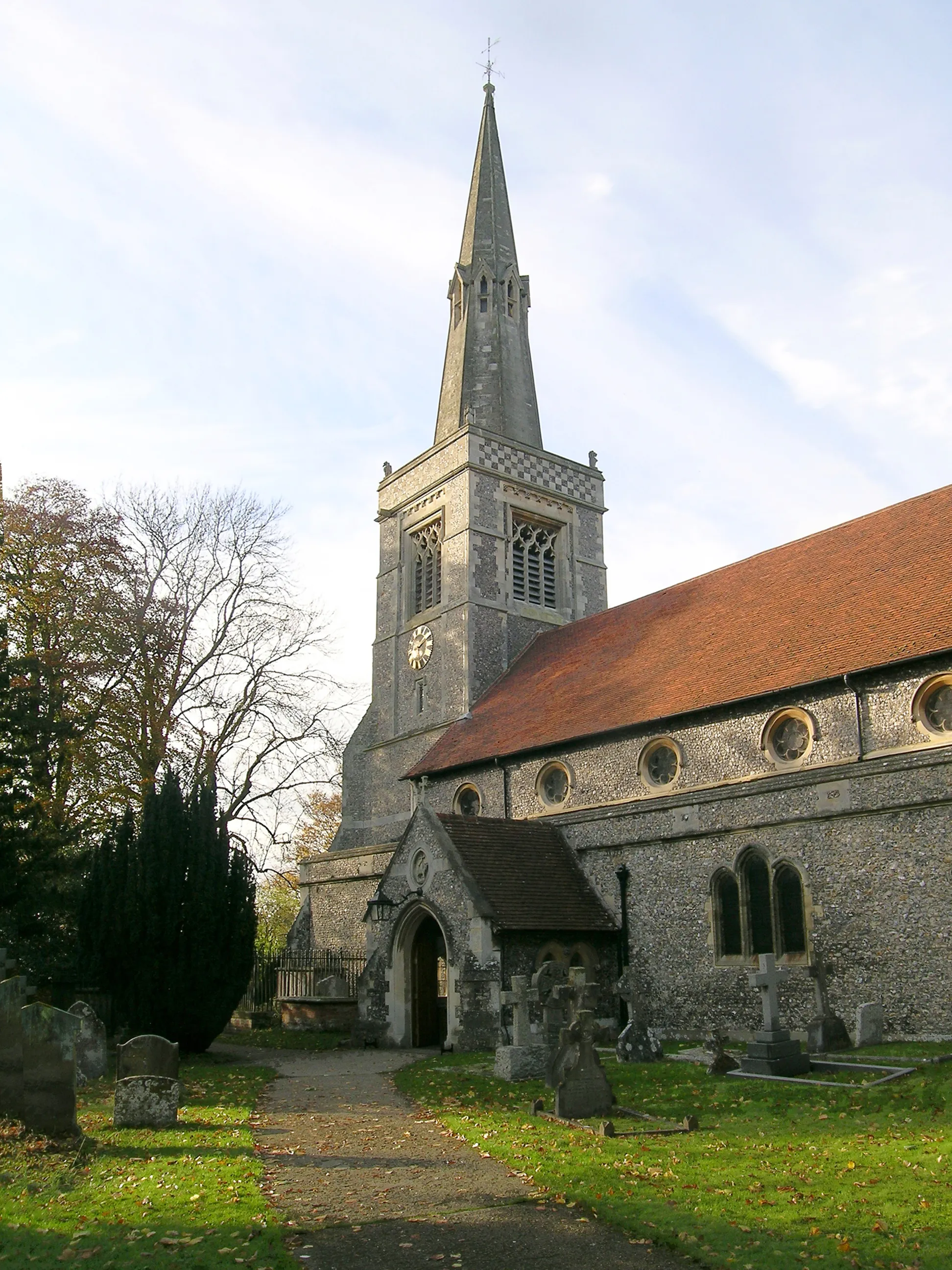 Photo showing: St Marys Church, Princes Risborough, Bucks, England seen from south-east