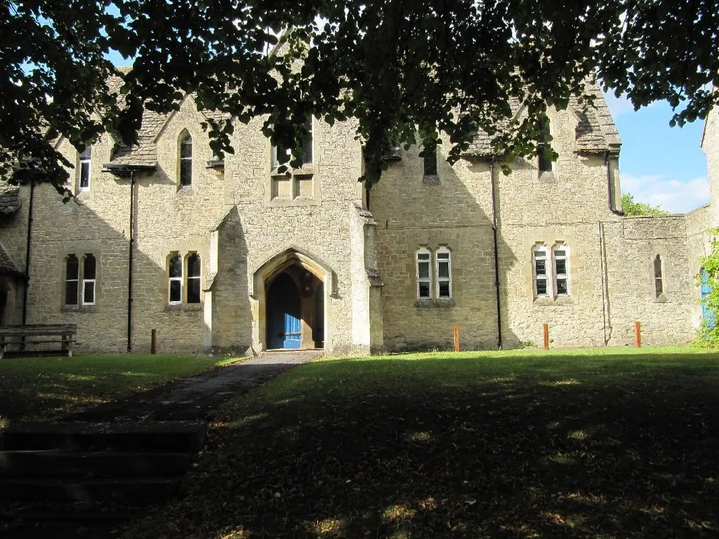 Photo showing: The old school entrance, King Alfreds School, Wantage