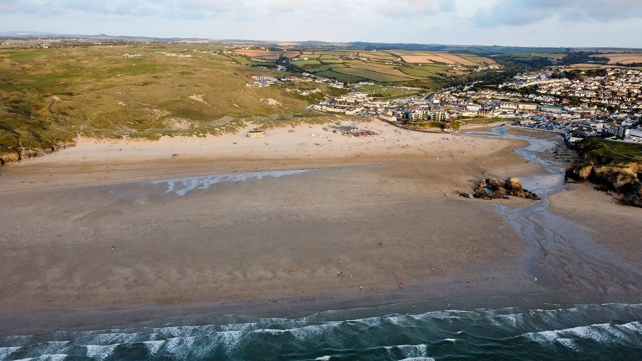 Photo showing: Perranporth Beach from air