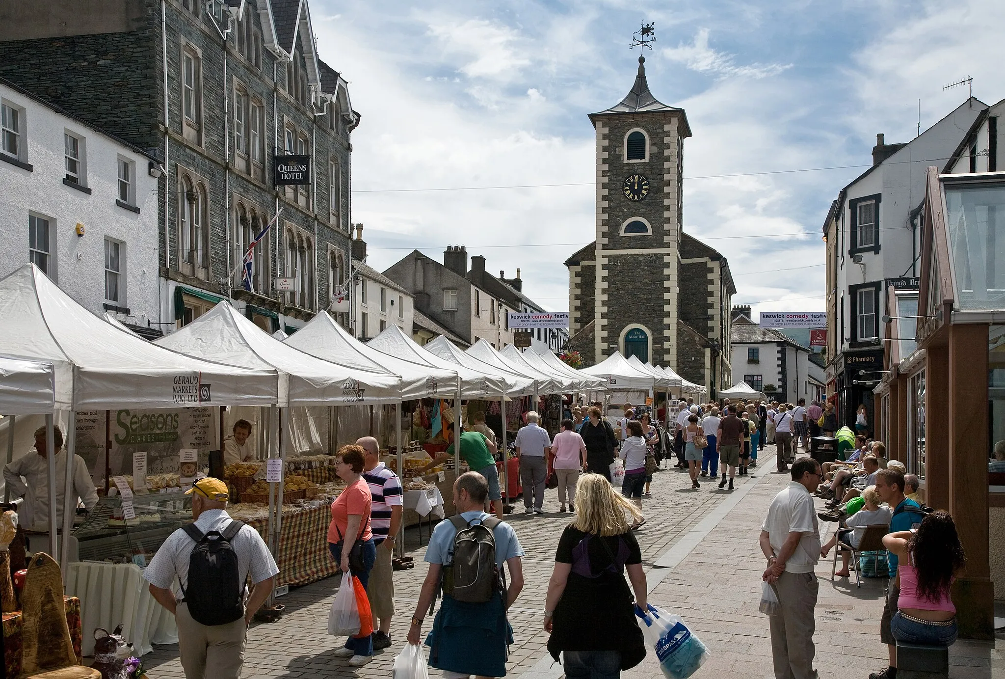 Photo showing: Keswick Saturday Market in Keswick, Cumbria, England.