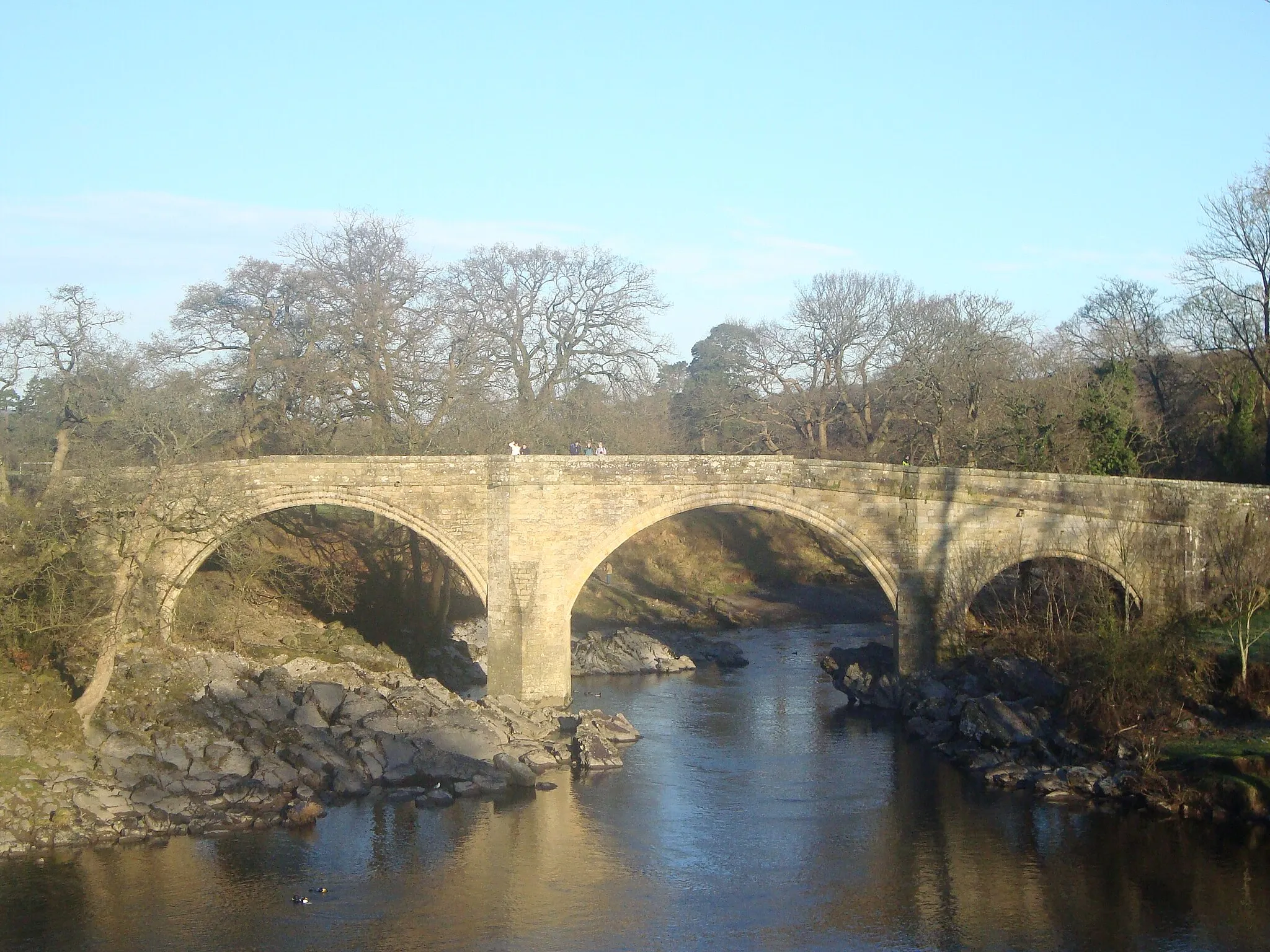 Photo showing: Devil's Bridge, Kirkby Lonsdale, Cumbria, UK 
Spans the River Lune.