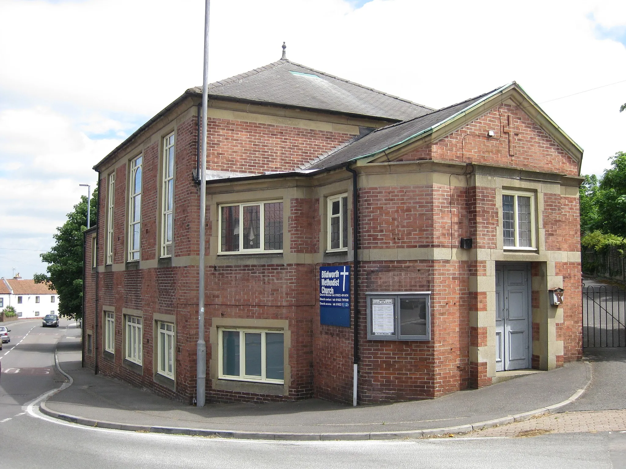 Photo showing: Blidworth Methodist Church. Main Street, Blidworth, NG21 0PX.  On the corner of the junction with Field Lane. Also known as Sherwood Forest Community Church.