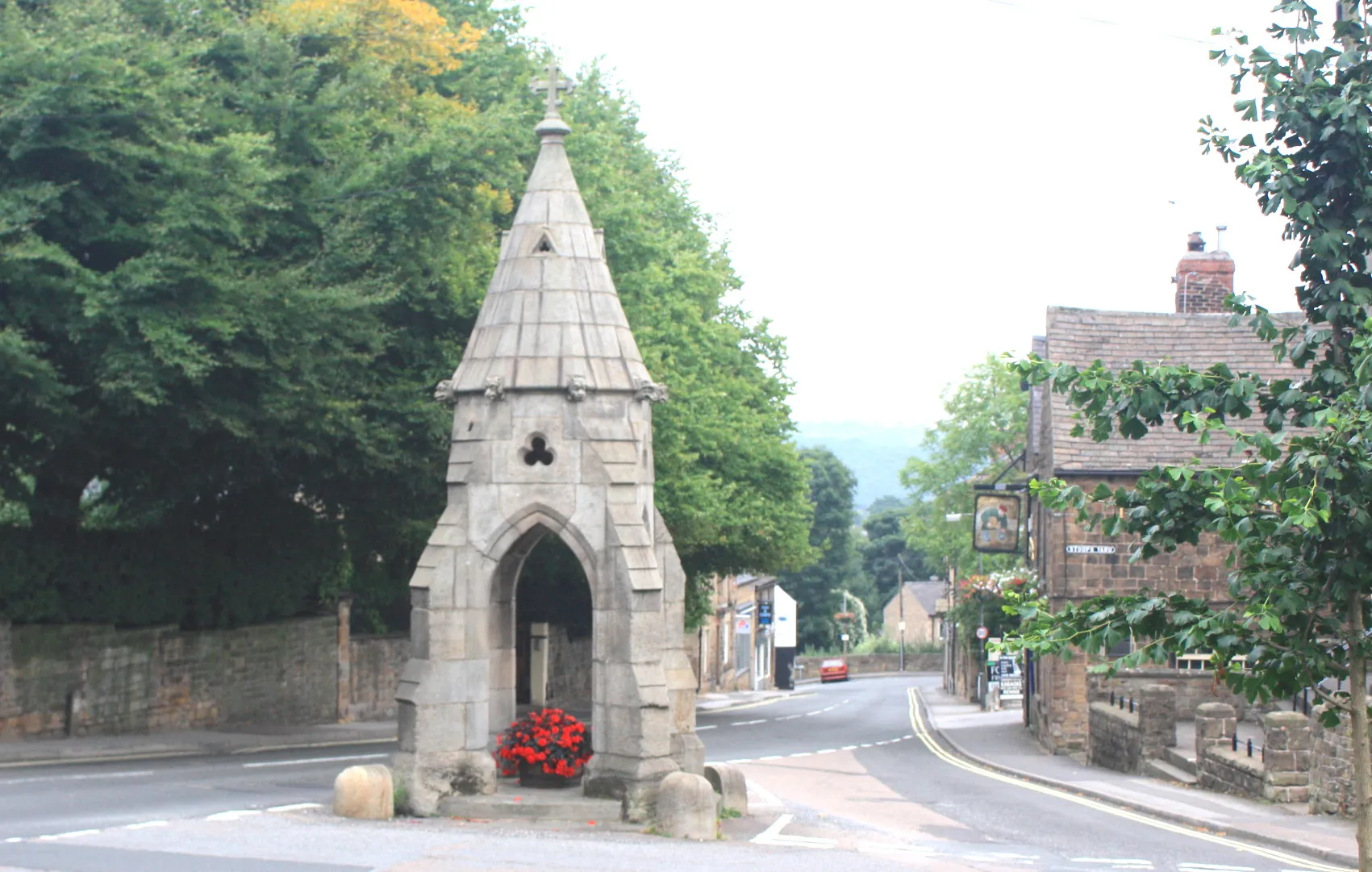 Photo showing: The Peel Monument in Dronfield, Derbyshire, England