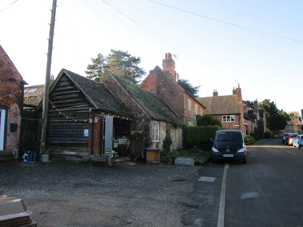 Photo showing: Photograph of the smithy attached to 62 Church Street, Melbourne, Derbyshire, England