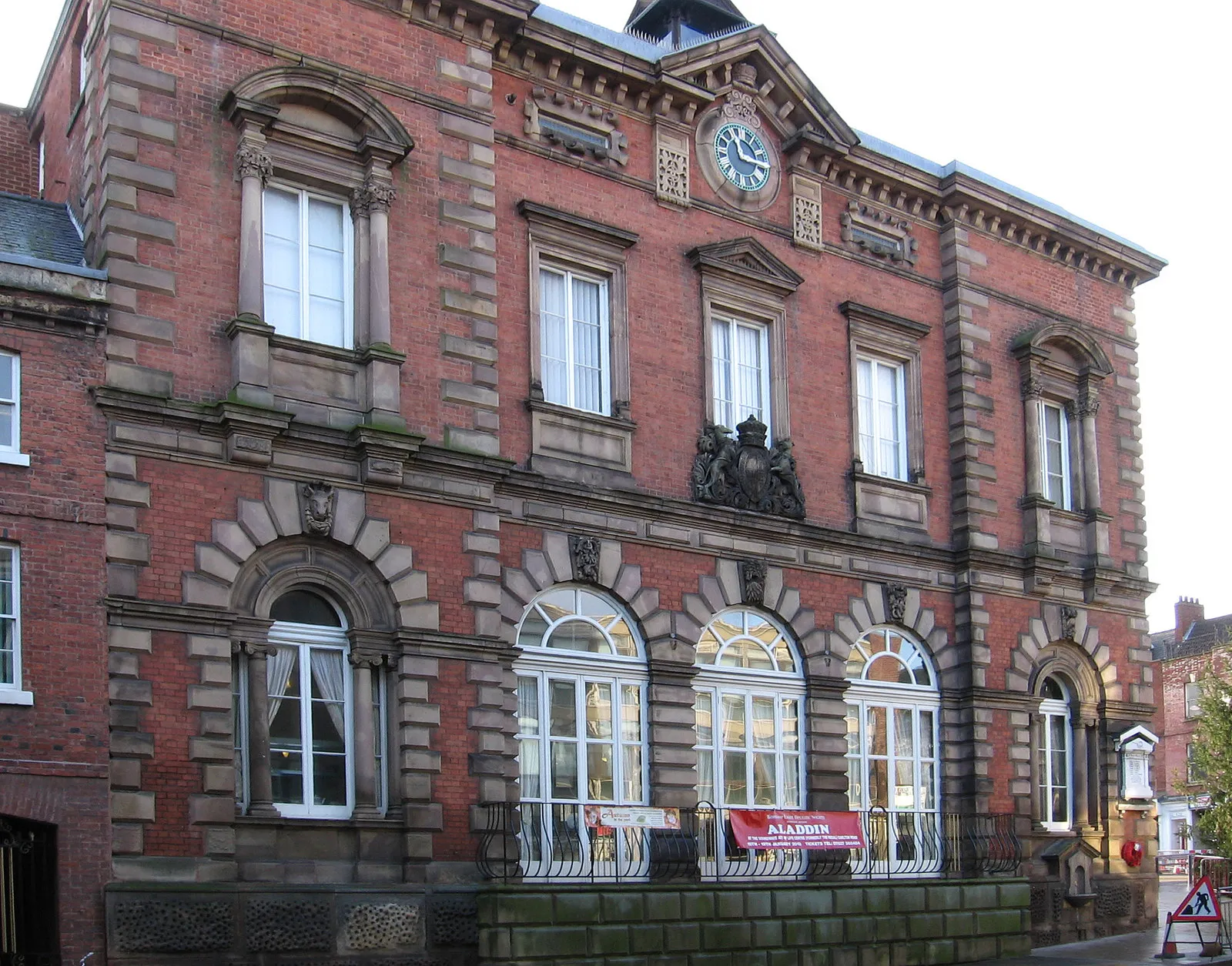 Photo showing: Worksop - Town Hall