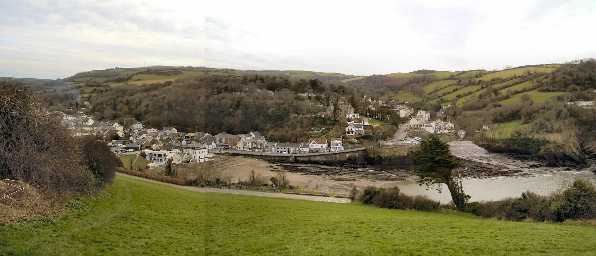 Photo showing: Combe Martin in North Devon from Little Hangman