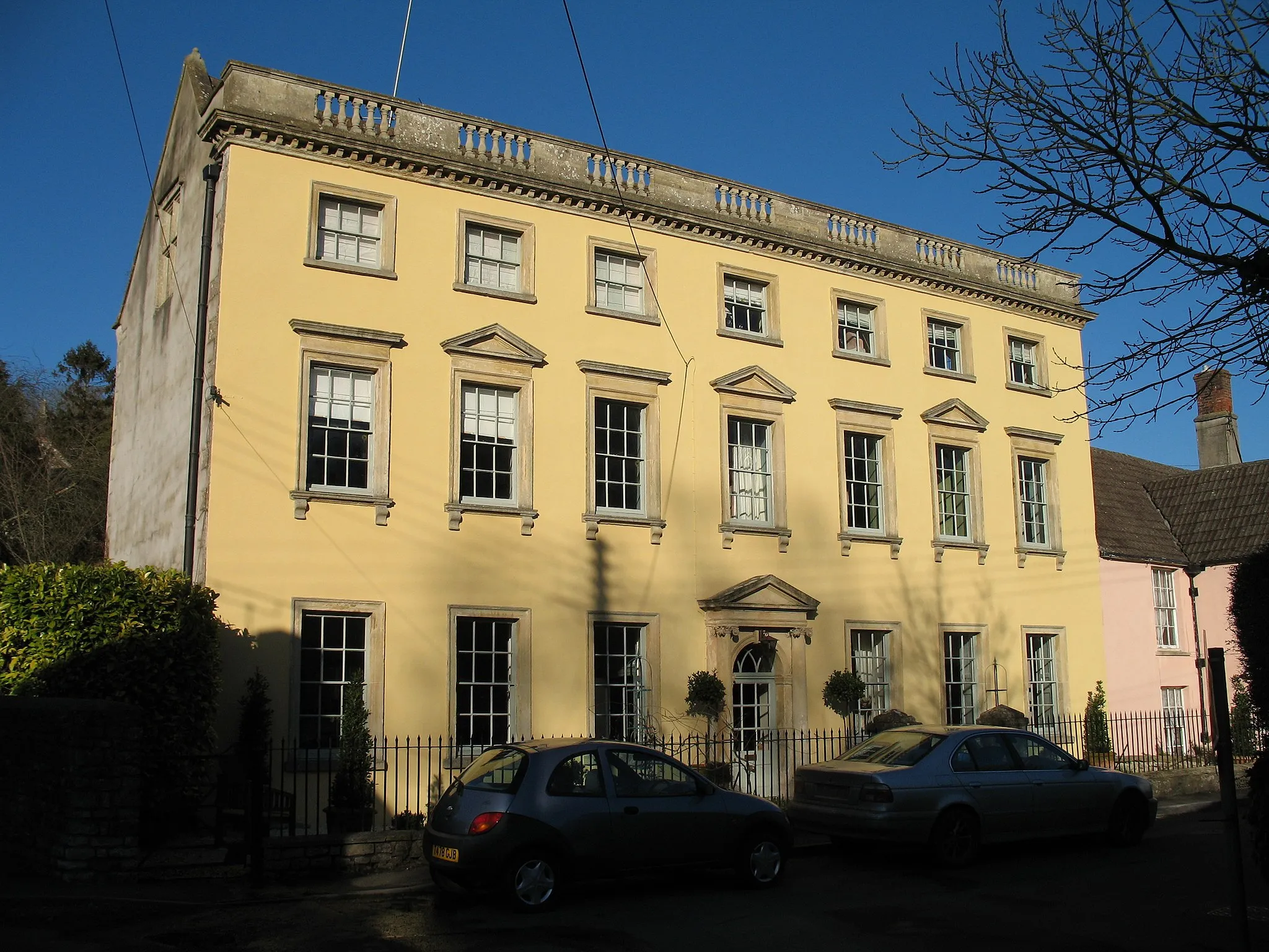 Photo showing: Old Bowlish House, Bowlish, Shepton Mallet, England.