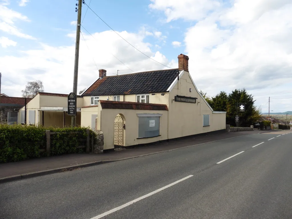 Photo showing: Former Prince of Wales public house, Woolavington