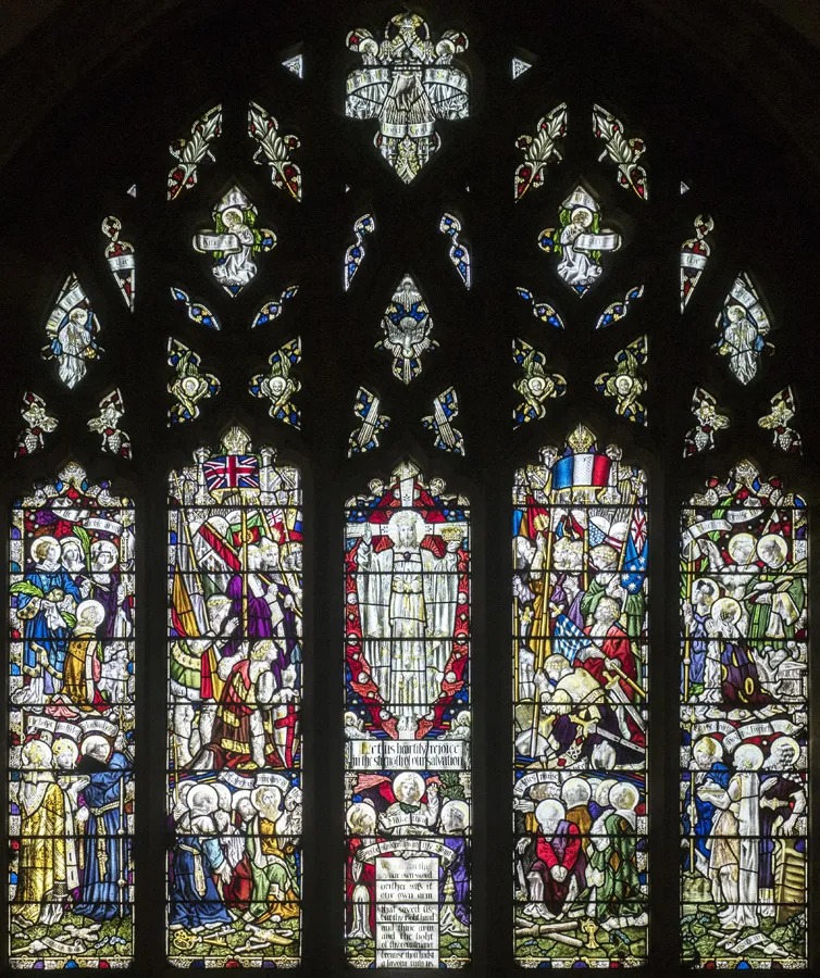 Photo showing: St Peter & St Paul, Chatteris - Stained glass window