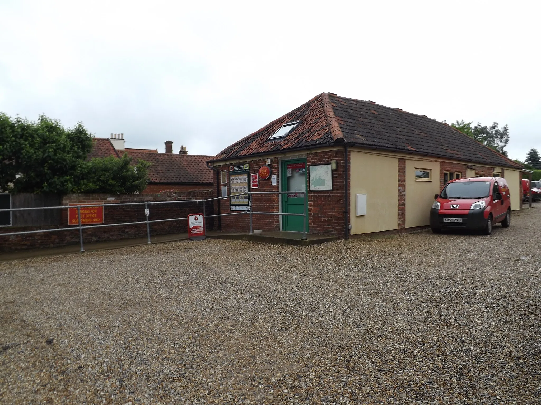 Photo showing: East Harling Post Office