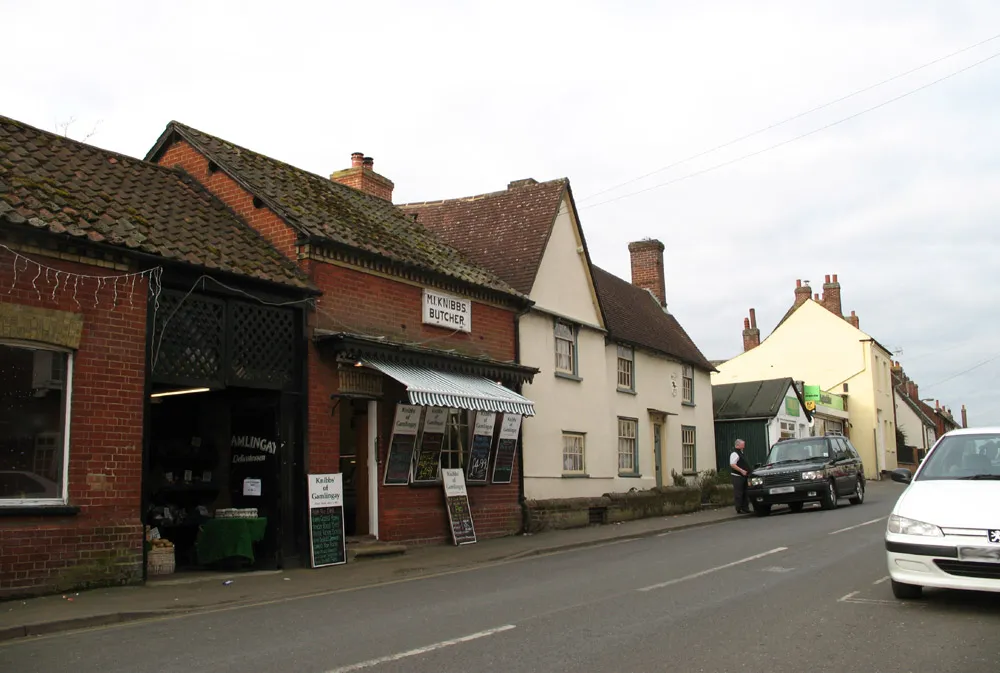 Photo showing: M. I. Knibbs' butcher's shop on Church Street, Gamlingay, Cambridgeshire