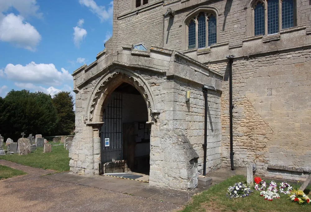 Photo showing: St Benedict, Glinton - Porch