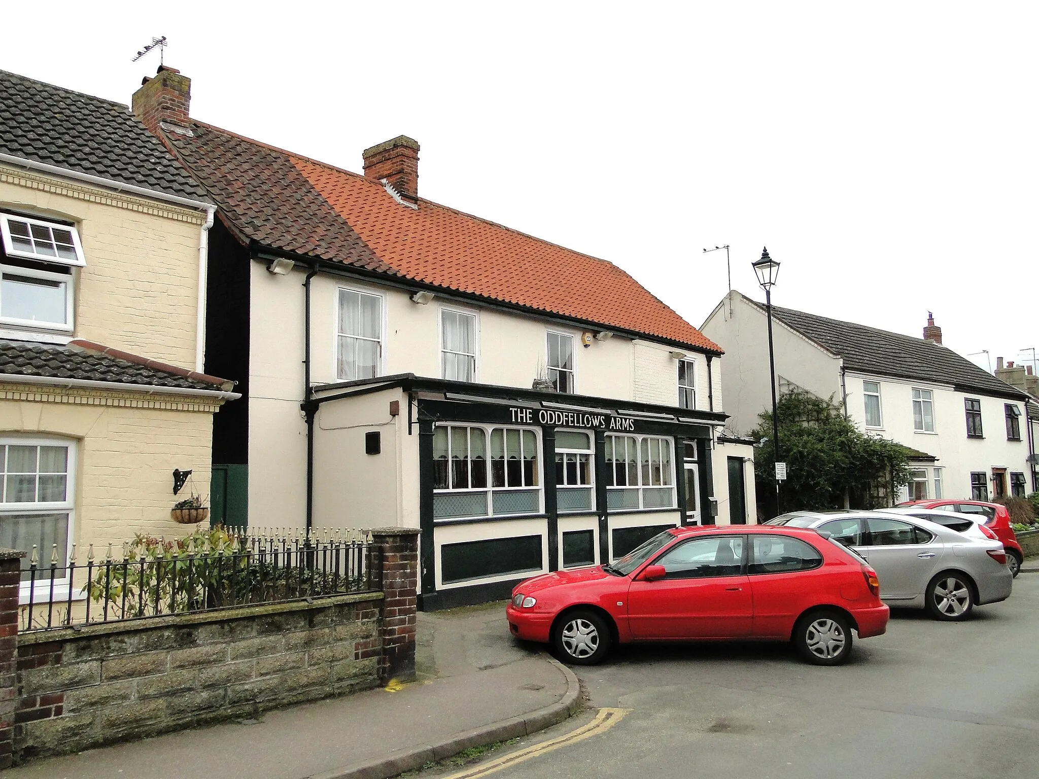 Photo showing: Oddfellows Arms public house in Cliff Hill, Gorleston