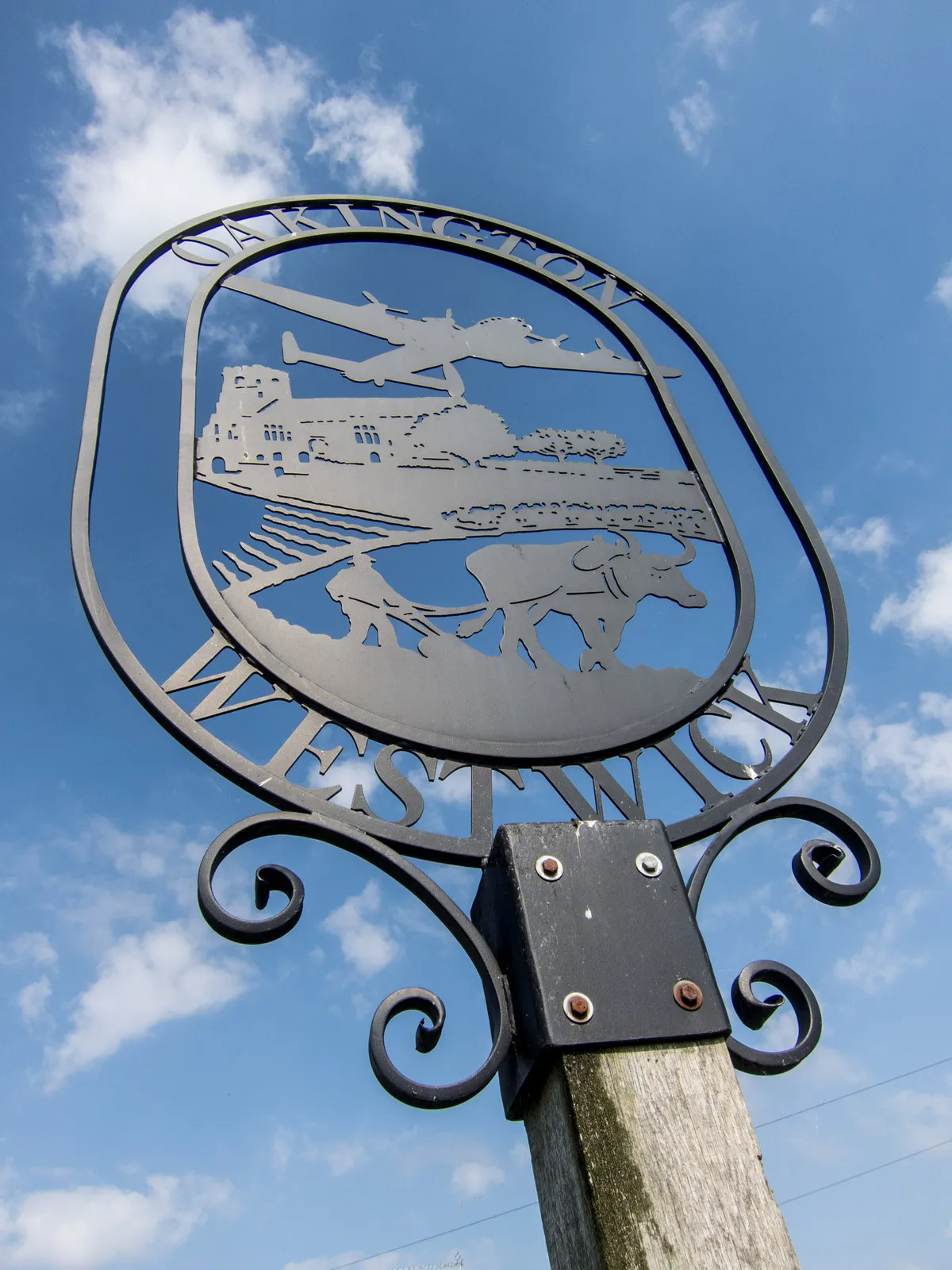 Photo showing: Oakington Village Sign