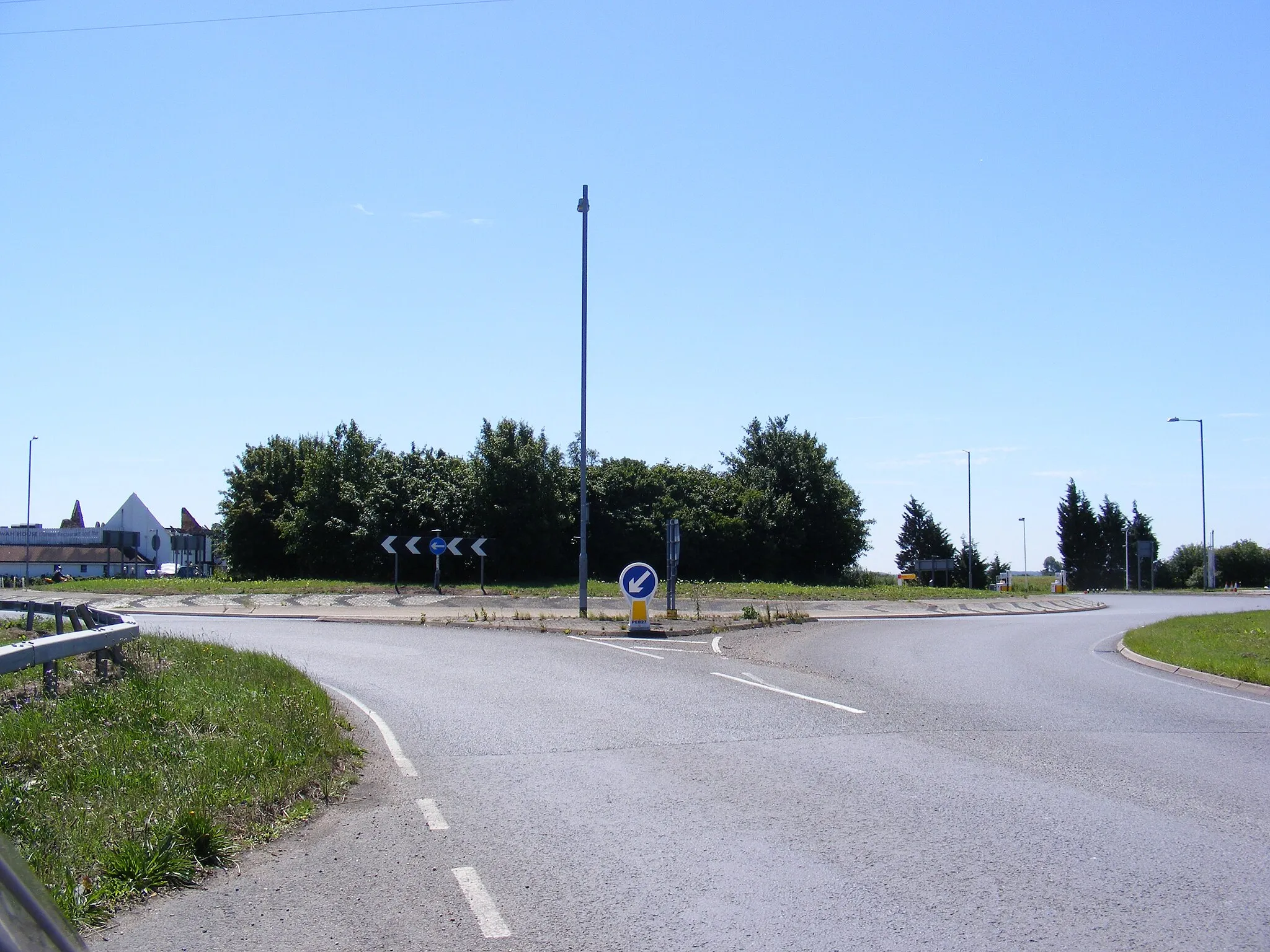 Photo showing: A1198 Ermine Street, Caxton Gibbet