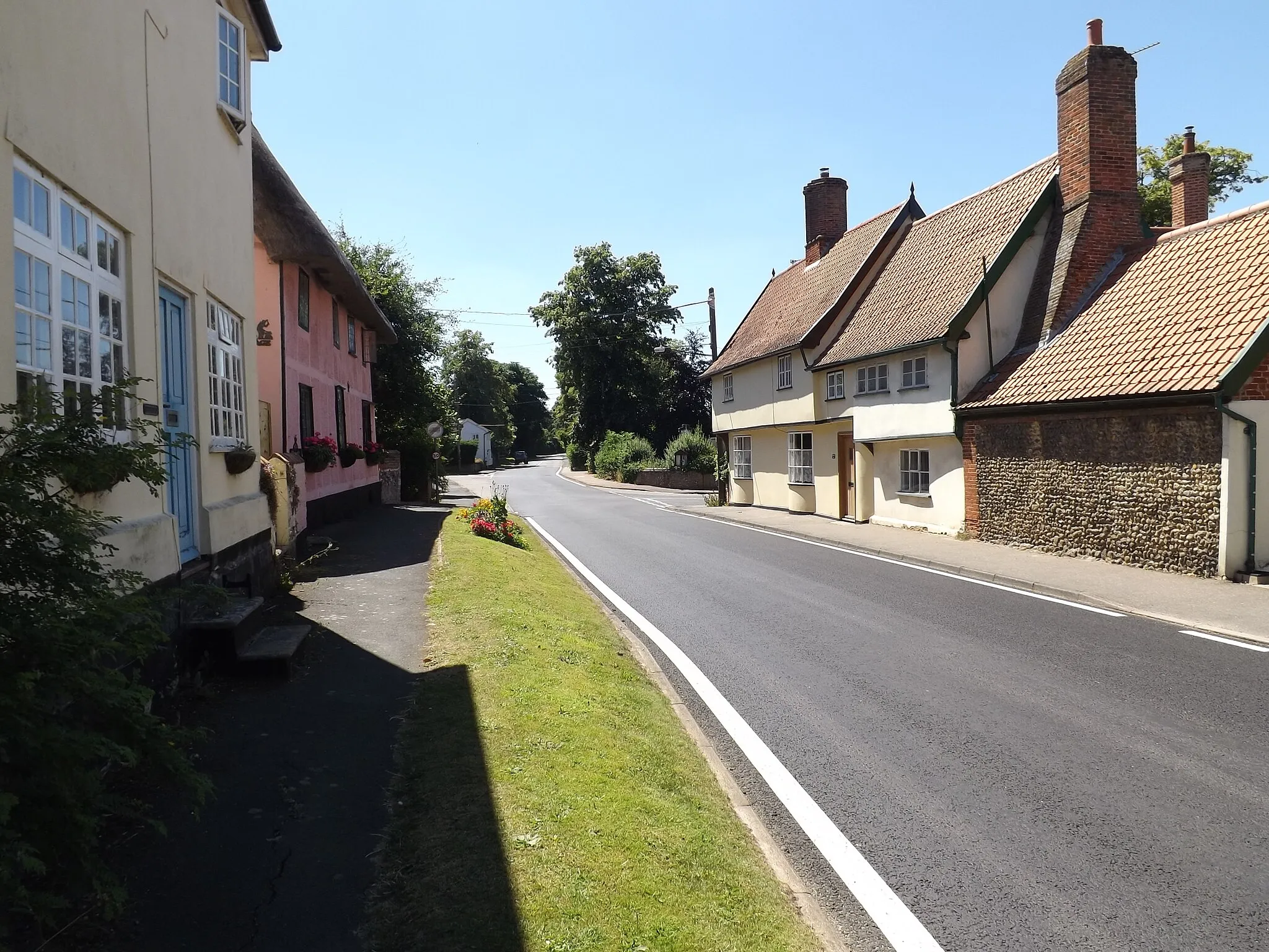Photo showing: The Street, Rickinghall