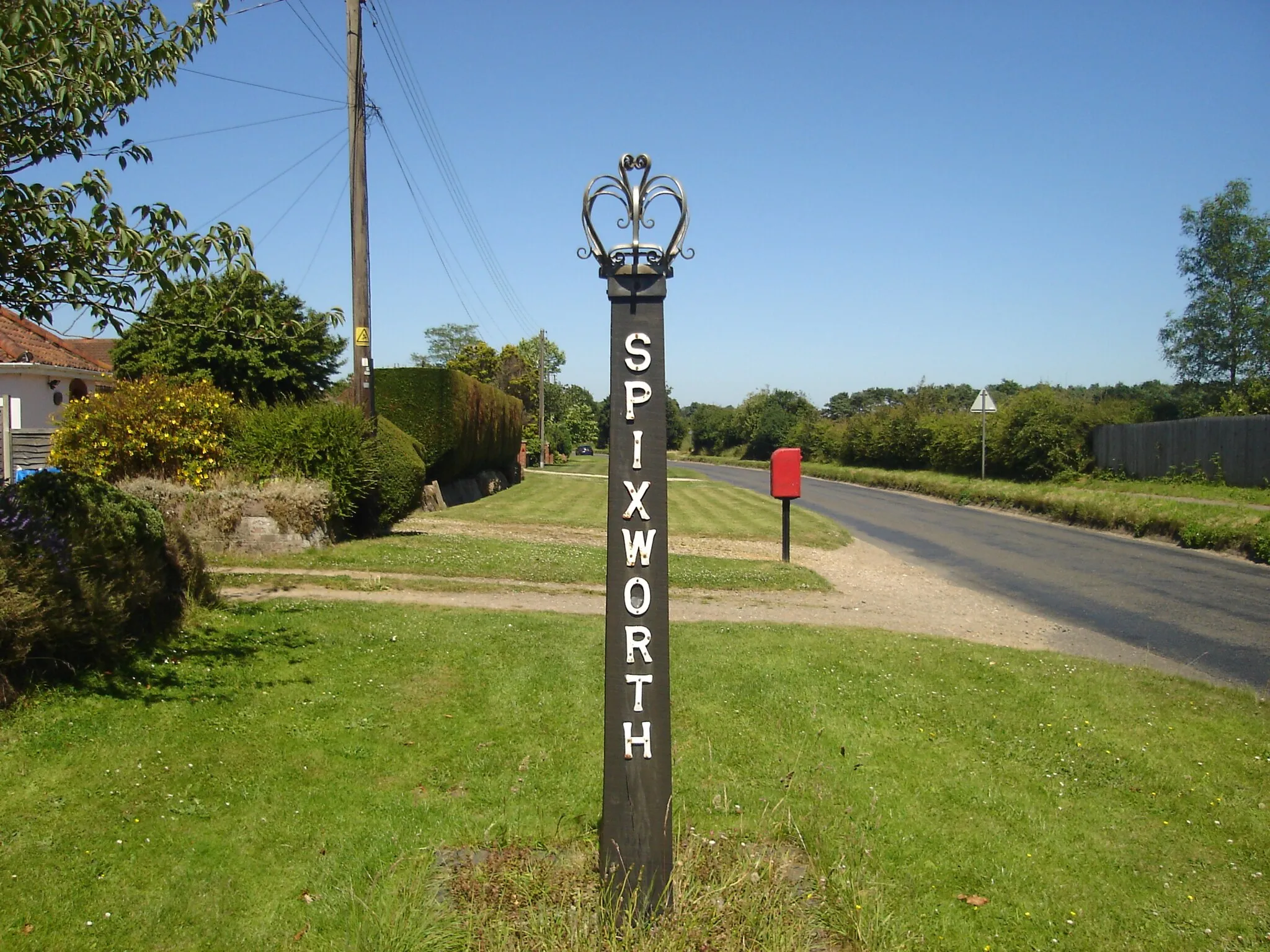 Photo showing: Picture of road sign at Spixworth, Norfolk