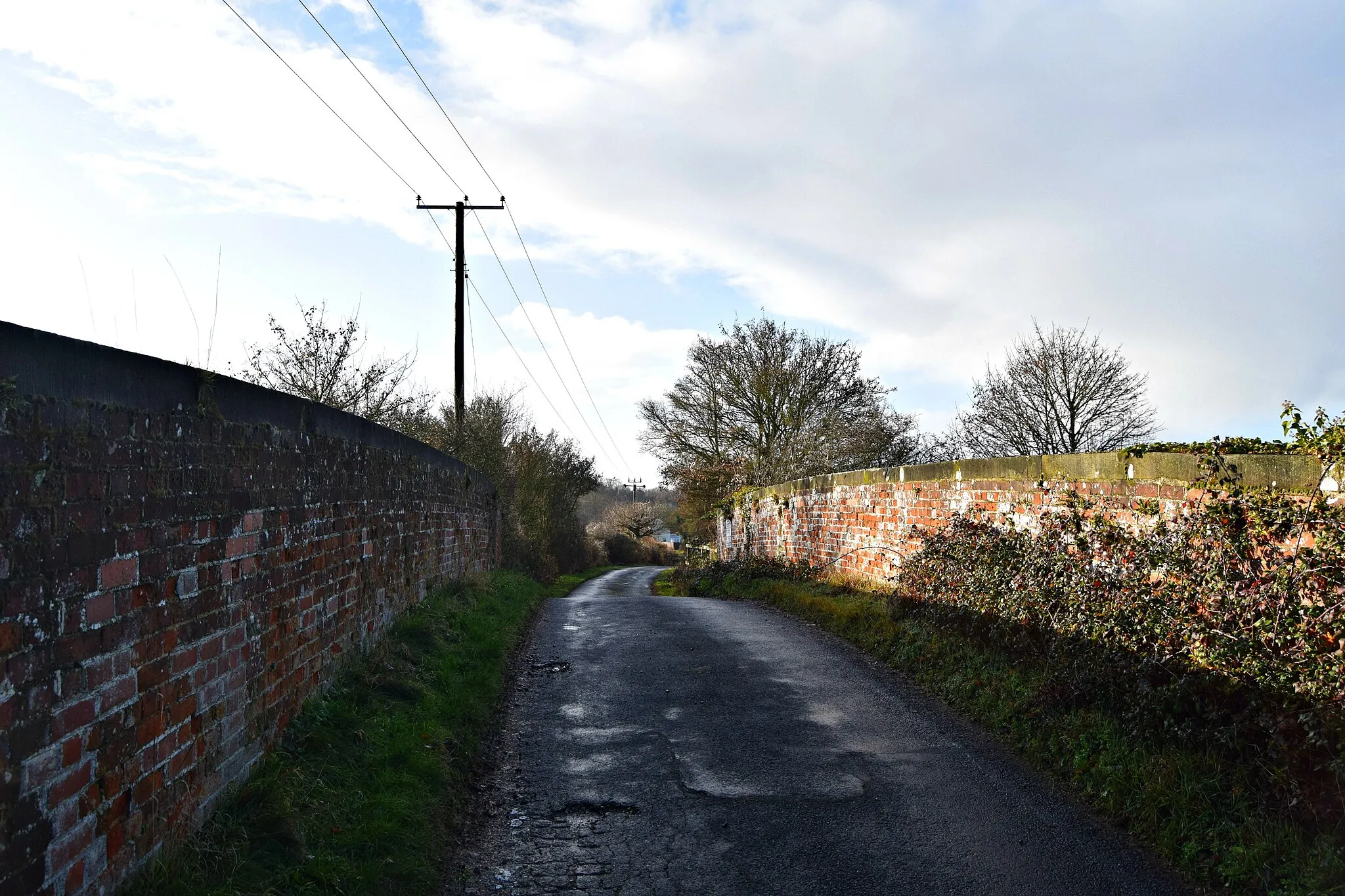 Photo showing: Barrell's Road