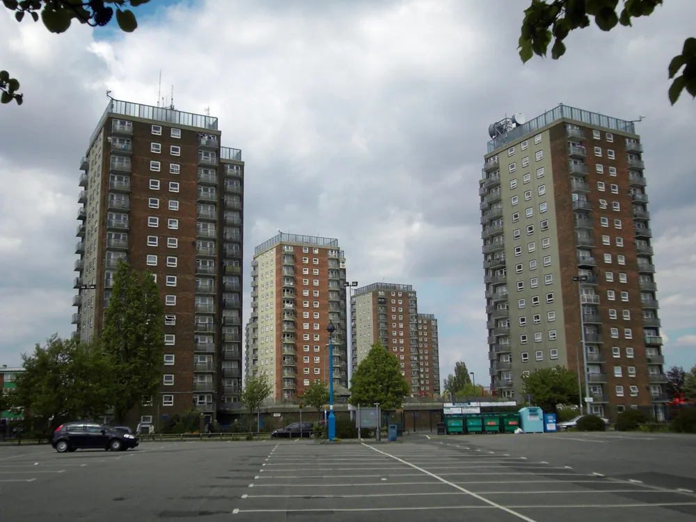 Photo showing: High Rise Flats, East Marsh, Grimsby