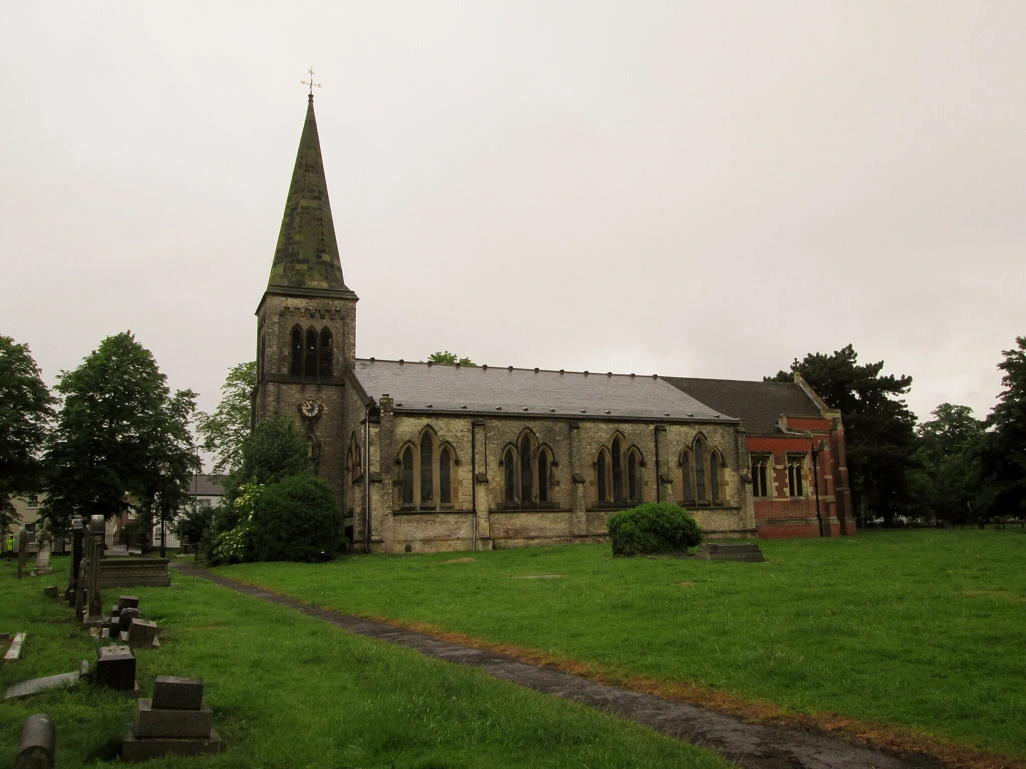Photo showing: St  James  Rawcliffe  Parish  Church